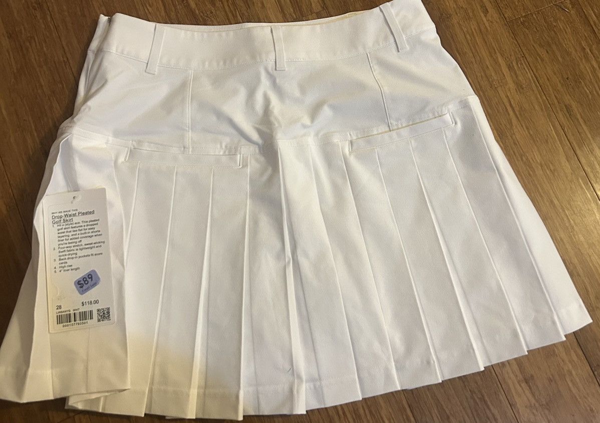 Lululemon Lululemon Drop-Waist Pleated Golf Skirt size 28 Size 28" / US 6 / IT 42 - 7 Thumbnail