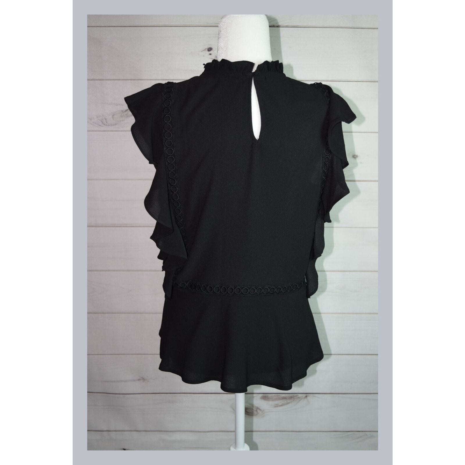 Vintage Gibson Black Embroidered Ruffled Flutter Sleeve Blouse SZ S Size S / US 4 / IT 40 - 5 Thumbnail