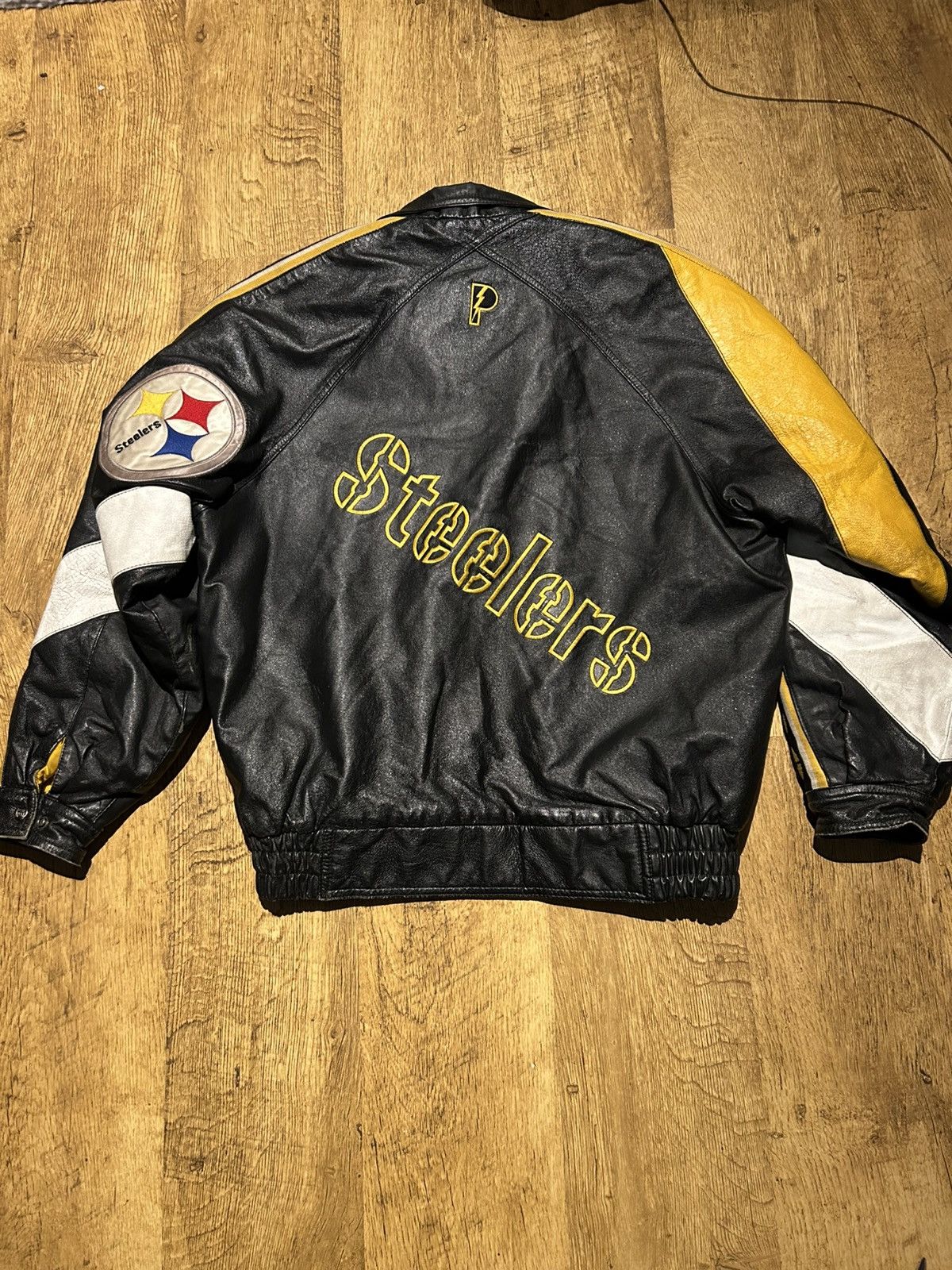 Pro Player Vintage Pittsburgh Steelers Leather Jacket by Pro Player NFL Size US L / EU 52-54 / 3 - 8 Thumbnail