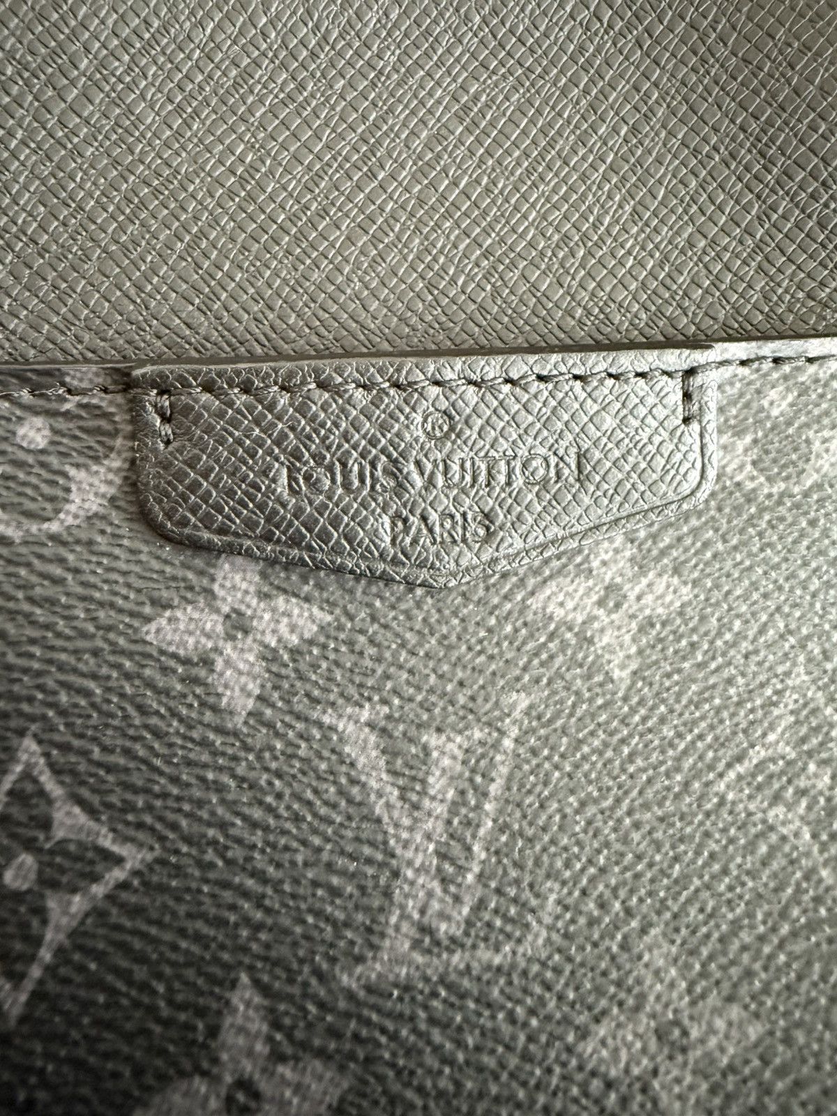 Louis Vuitton Louis Vuitton Outdoor Slingbag Taigarama Black M30741 Size ONE SIZE - 3 Thumbnail