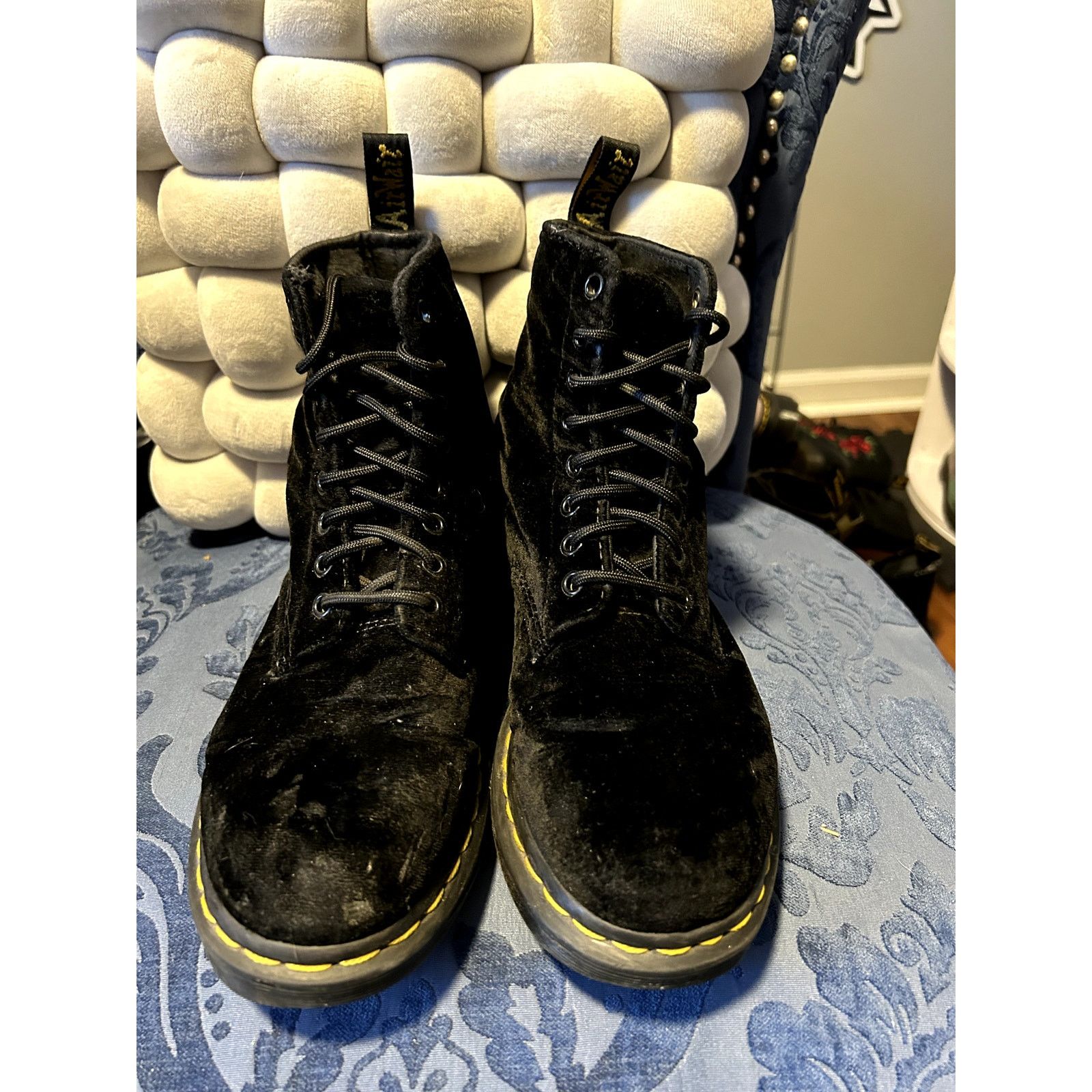 Dr. Martens Dr Martens 1460 Black Velvet Boots Size 8/EU 39 Size US 8 / IT 38 - 3 Thumbnail