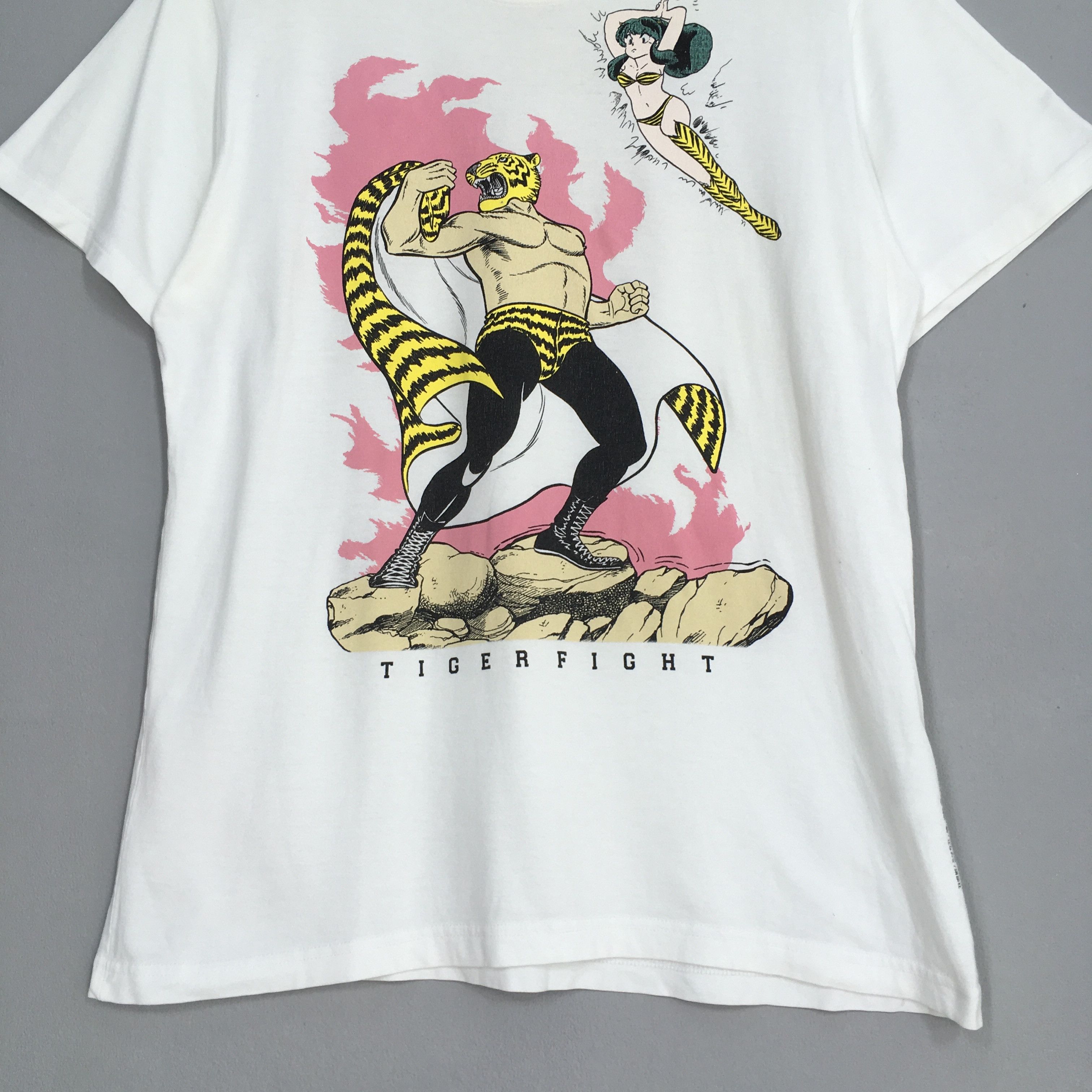 Anime × Uniqlo × Vintage Urusei Yatsura Tiger Fight Anime Manga Tshirt Size L Size US L / EU 52-54 / 3 - 3 Thumbnail