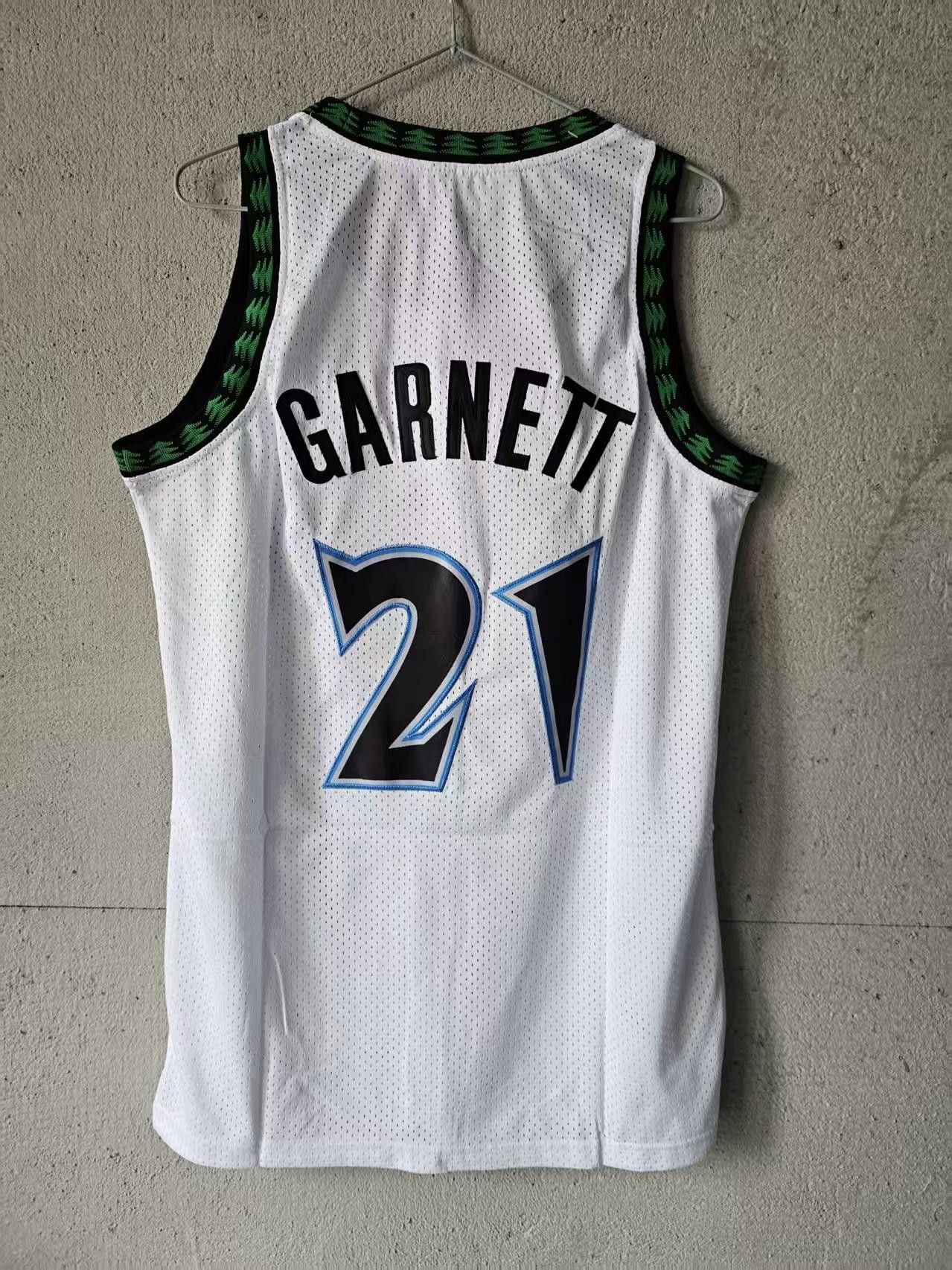 NBA Timberwolves #21 Kevin Garnett Jersey Size US S / EU 44-46 / 1 - 2 Thumbnail