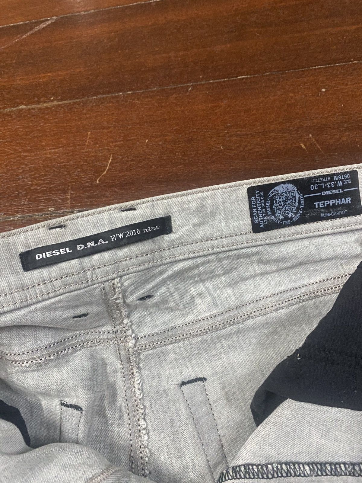 Diesel diesel dna slim carrot distressed denim Size US 36 / EU 52 - 17 Thumbnail