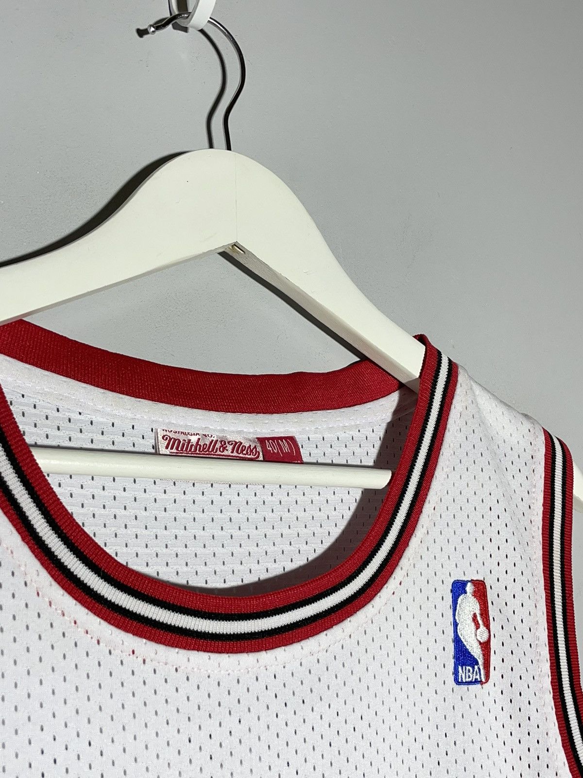 NBA #23 Jordan Chicago Bulls Mitchell Ness NBA Jersey Size US M / EU 48-50 / 2 - 6 Thumbnail