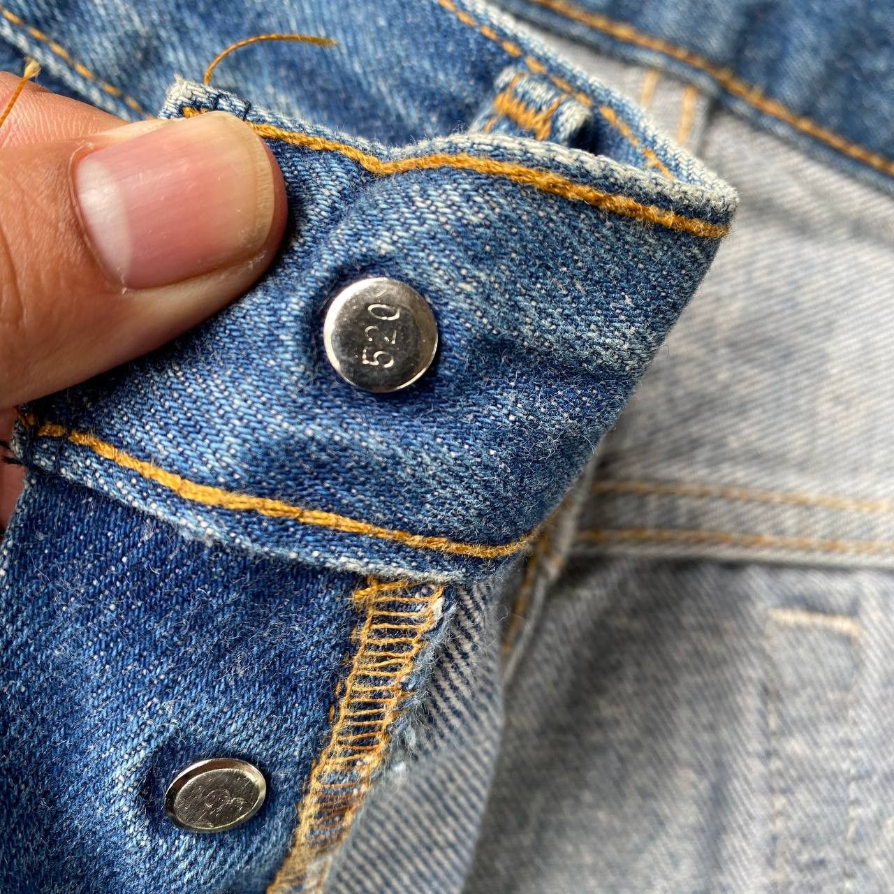 Levi's Vintage Clothing VINTAGE 1992 LEVIS 501xx BLUEWASH FADED BUTTON 520 W31X32.5" Size US 31 - 16 Thumbnail