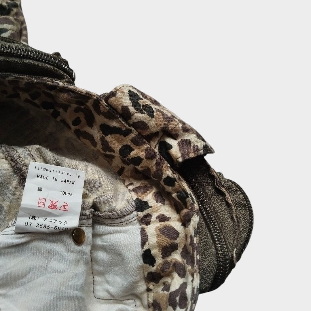 Le Grande Bleu (L.G.B.) L.G.B bullet waist bag zaire camo flare pant Size US 27 - 7 Thumbnail