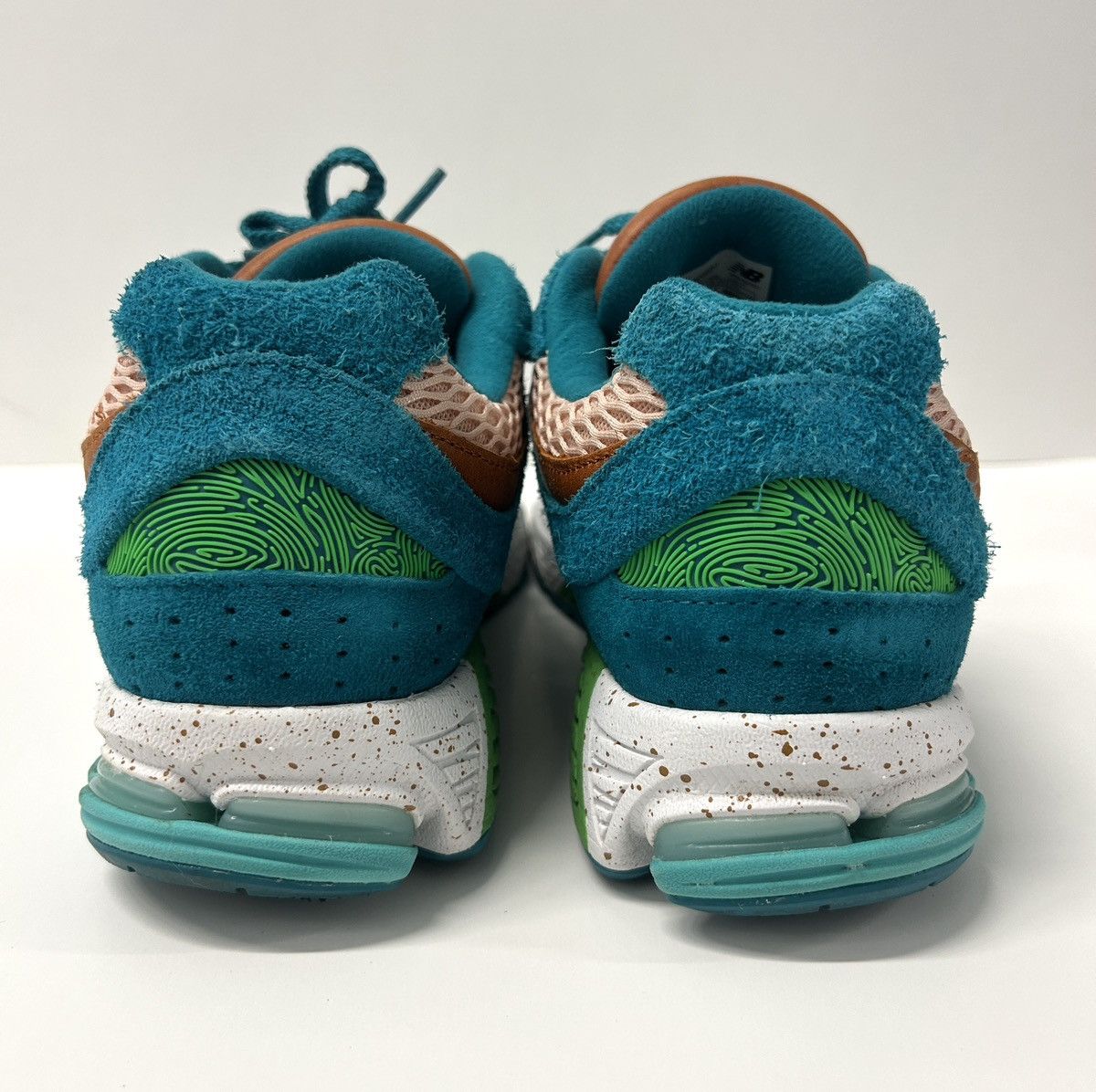 New Balance × Salehe Bembury Salehe Bembury x New Balance 2002R ‘Water Be The Guide’ 9.5 Size US 9.5 / EU 42-43 - 5 Thumbnail