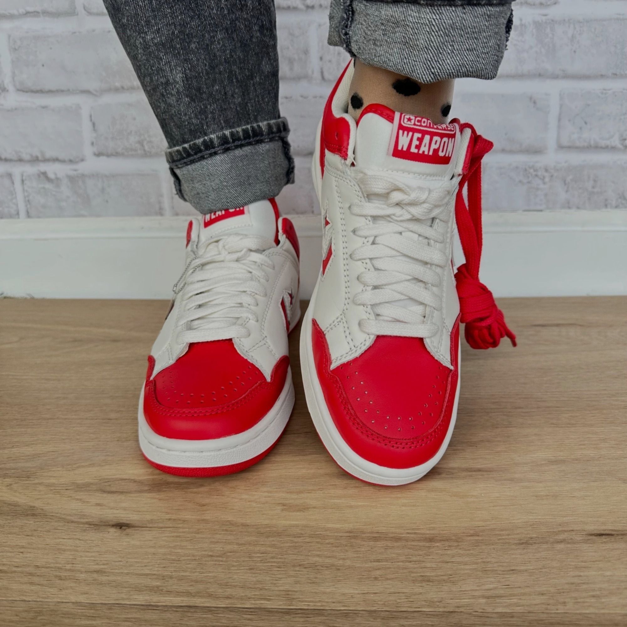 Converse Converse Weapon Low Red White 10 Womens Shoes Bird Magic Erv Size US 10 / IT 40 - 5 Thumbnail