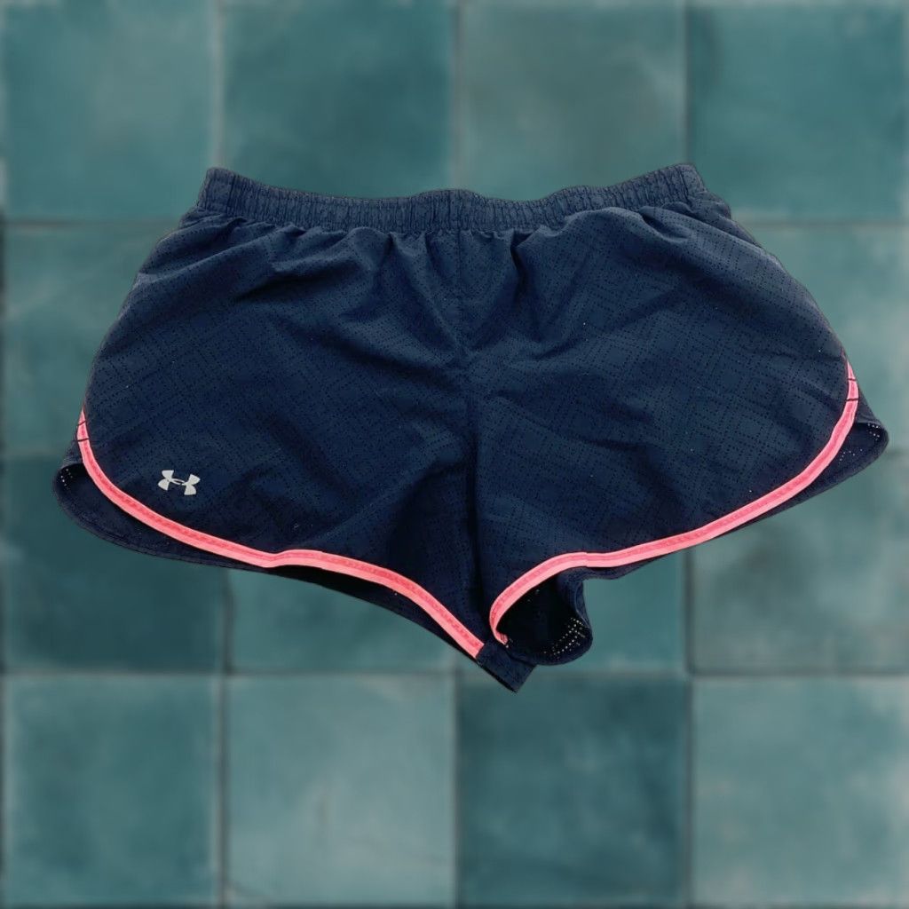 Under Armour Under Armour Running Shorts Womens M Black Athletic Sports Activewear Running & Jogging Shirts? Size 32" / US 10 / IT 46 - 1 Thumbnail