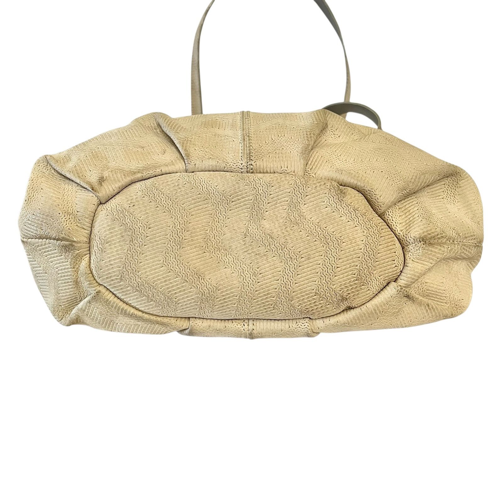 BRAHMIN × Vintage Brahmin Vintage Chevron Embossed Cream Leather Bucket Bag Size ONE SIZE - 9 Thumbnail