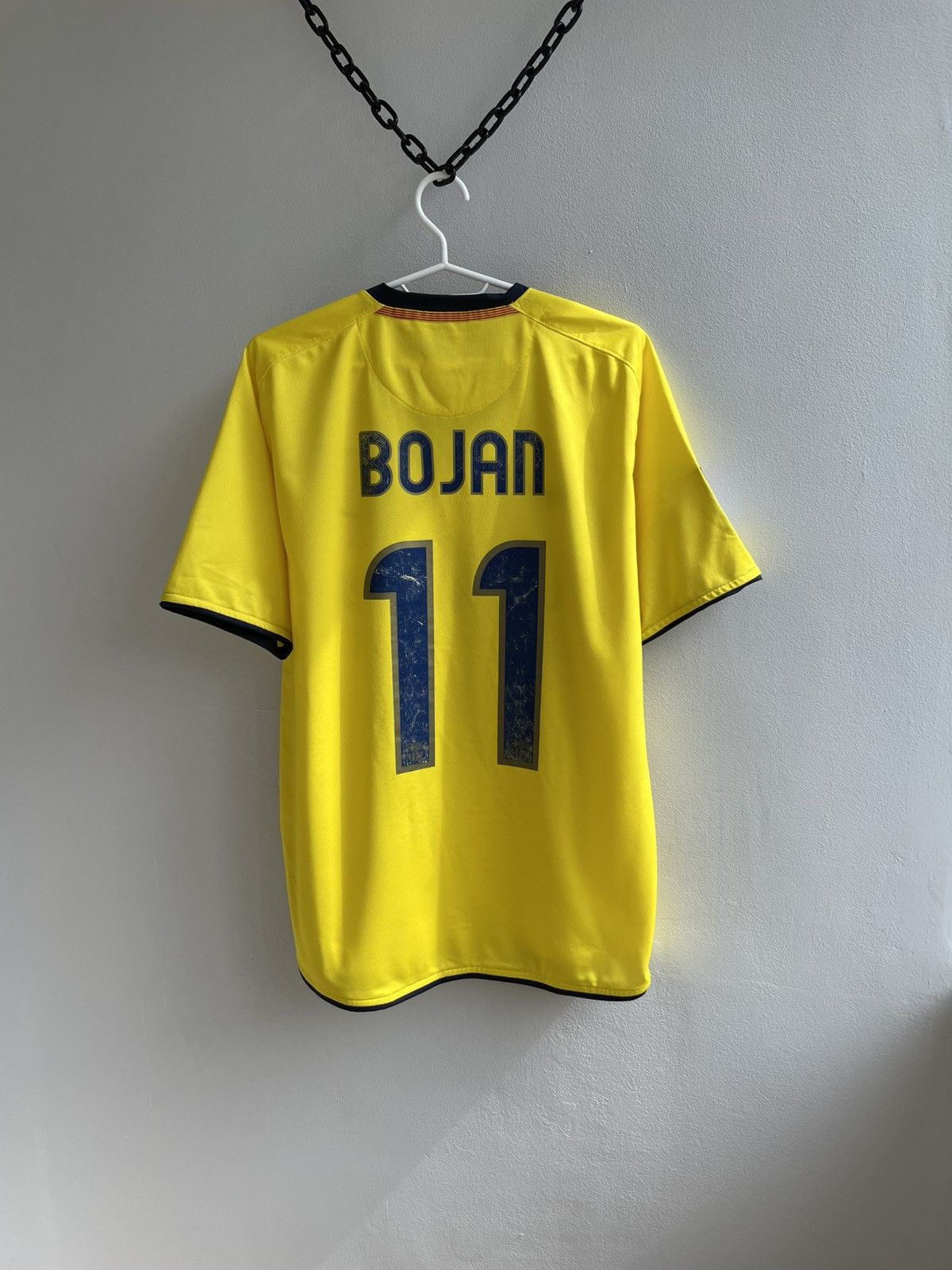 Vintage Barcelona 2008 2009 2010 #11 Bojan Away Football Shirt Size US M / EU 48-50 / 2 - 15 Thumbnail