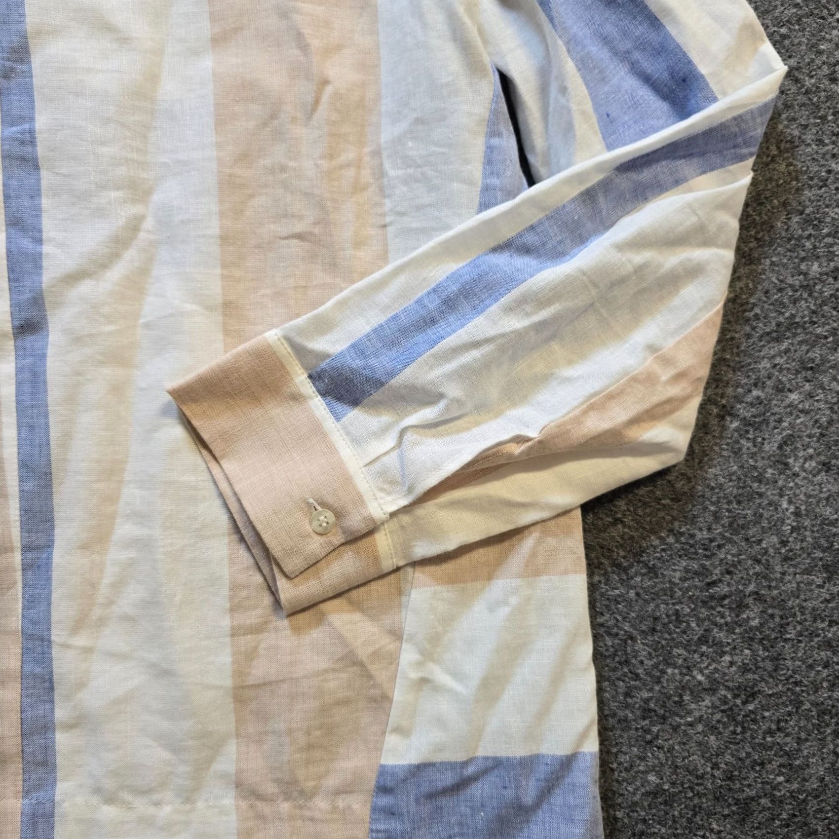 Vintage Vilagallo Top Womens Size 38 Blue Tan Stripe Linen Long Sleeve Capsule Casual Blouse V-Neck Regular Adult Womens Size XS / US 0-2 / IT 36-38 - 3 Thumbnail