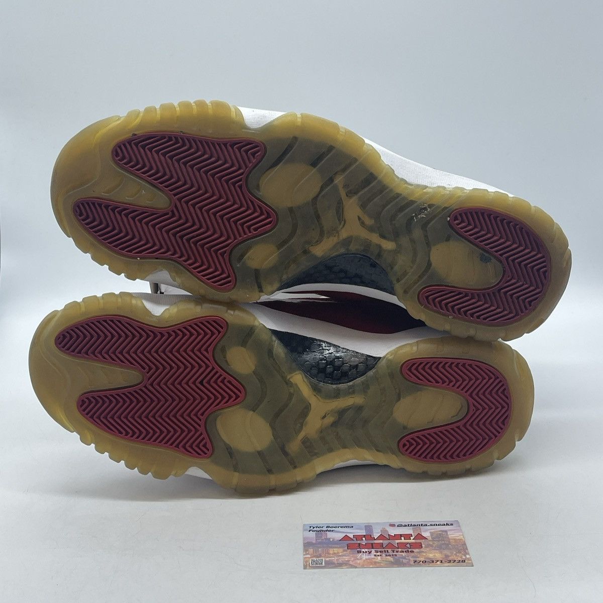Jordan Brand Air Jordan 11 low cherry Size US 11 / EU 44 - 7 Thumbnail