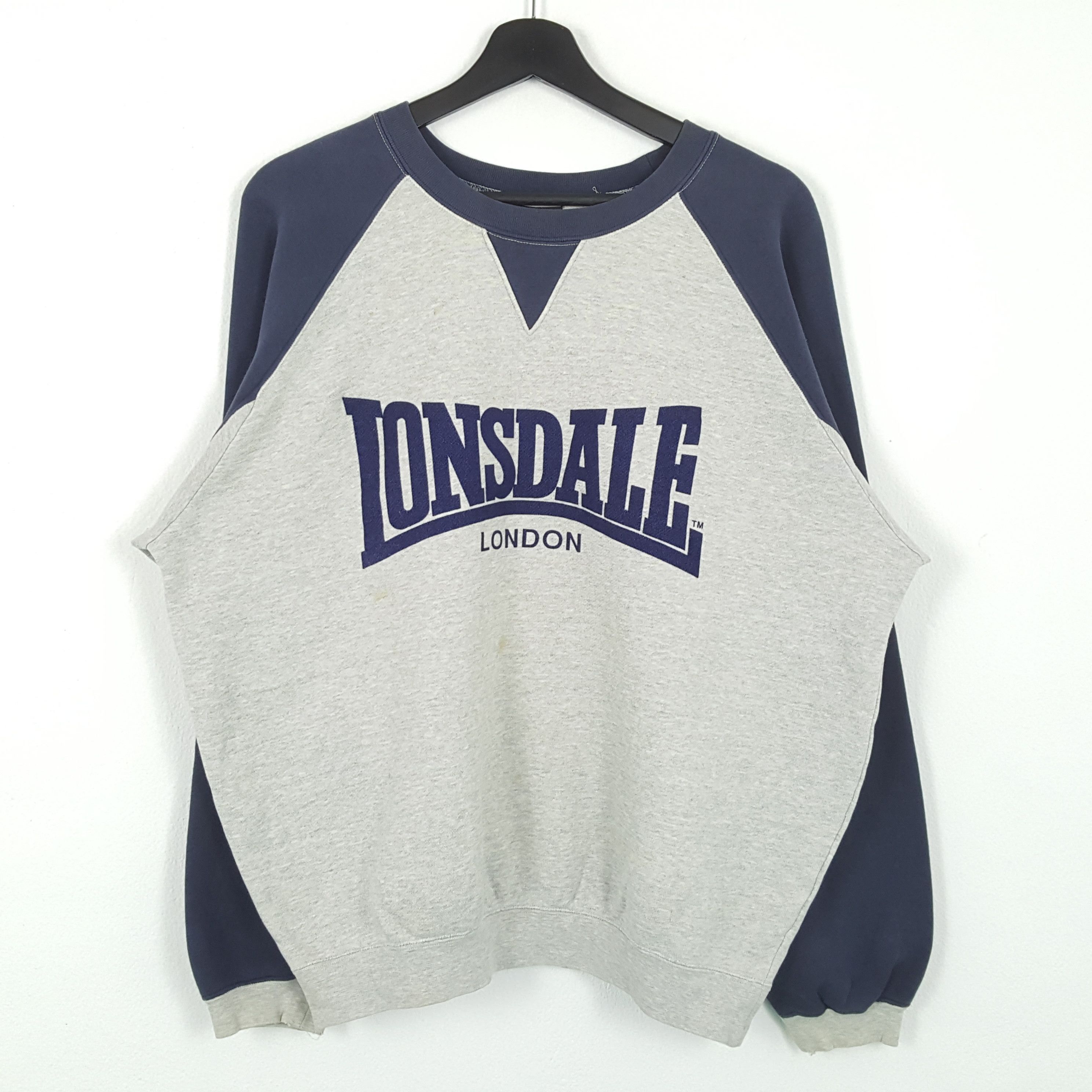 image of Lonsdale London Center Spell Out Design Sweatshirt in Grey, Men's (Size XL)