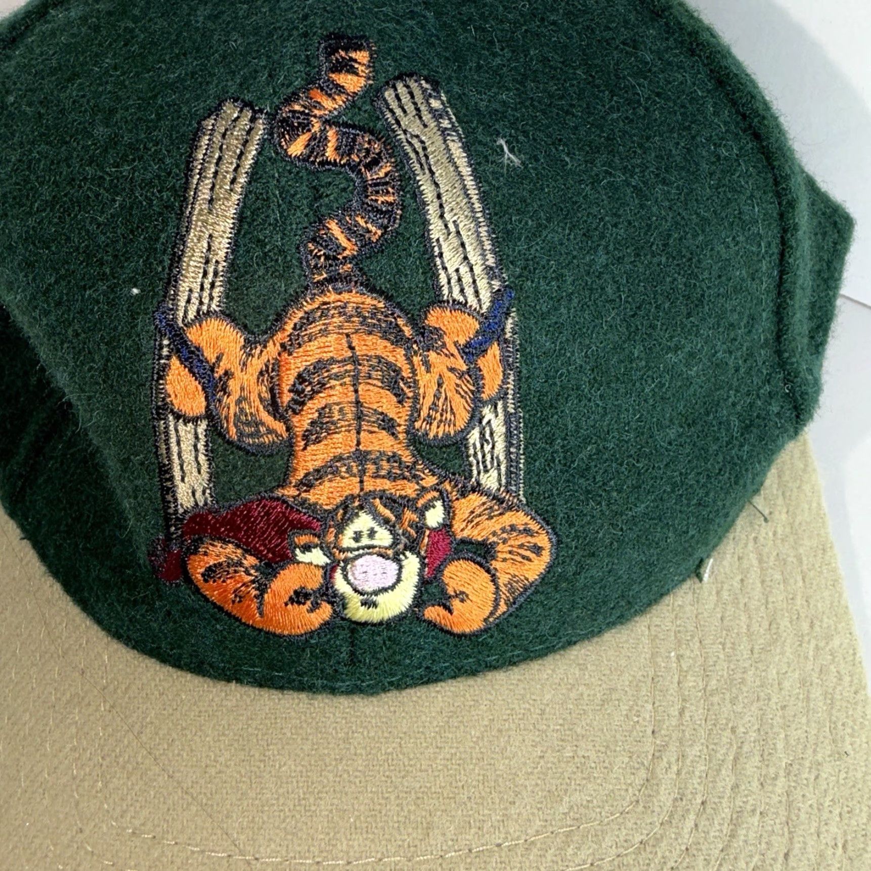 Disney VINTAGE Disney Tigger Wool Blend Hat Cap Strap Back Green 90s New Men Baseball Cap Adjustable Toys Animals Cartoon Boys Mens Size ONE SIZE - 2 Thumbnail