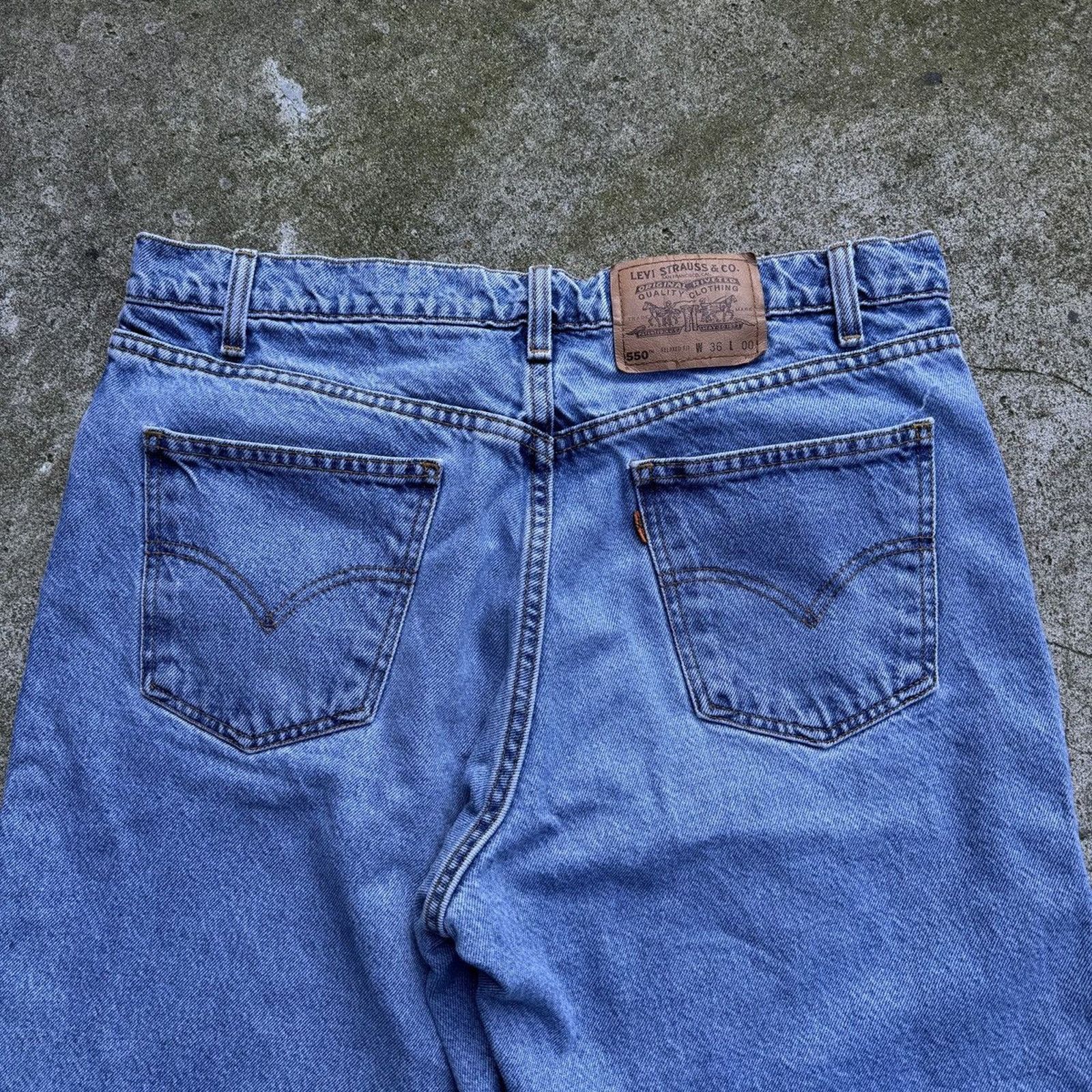 Levi's VINTAGE 90s LEVI'S 550 ORANGE TAB DENIM JEAN SHORTS JORTS Size US 34 / EU 50 - 5 Thumbnail