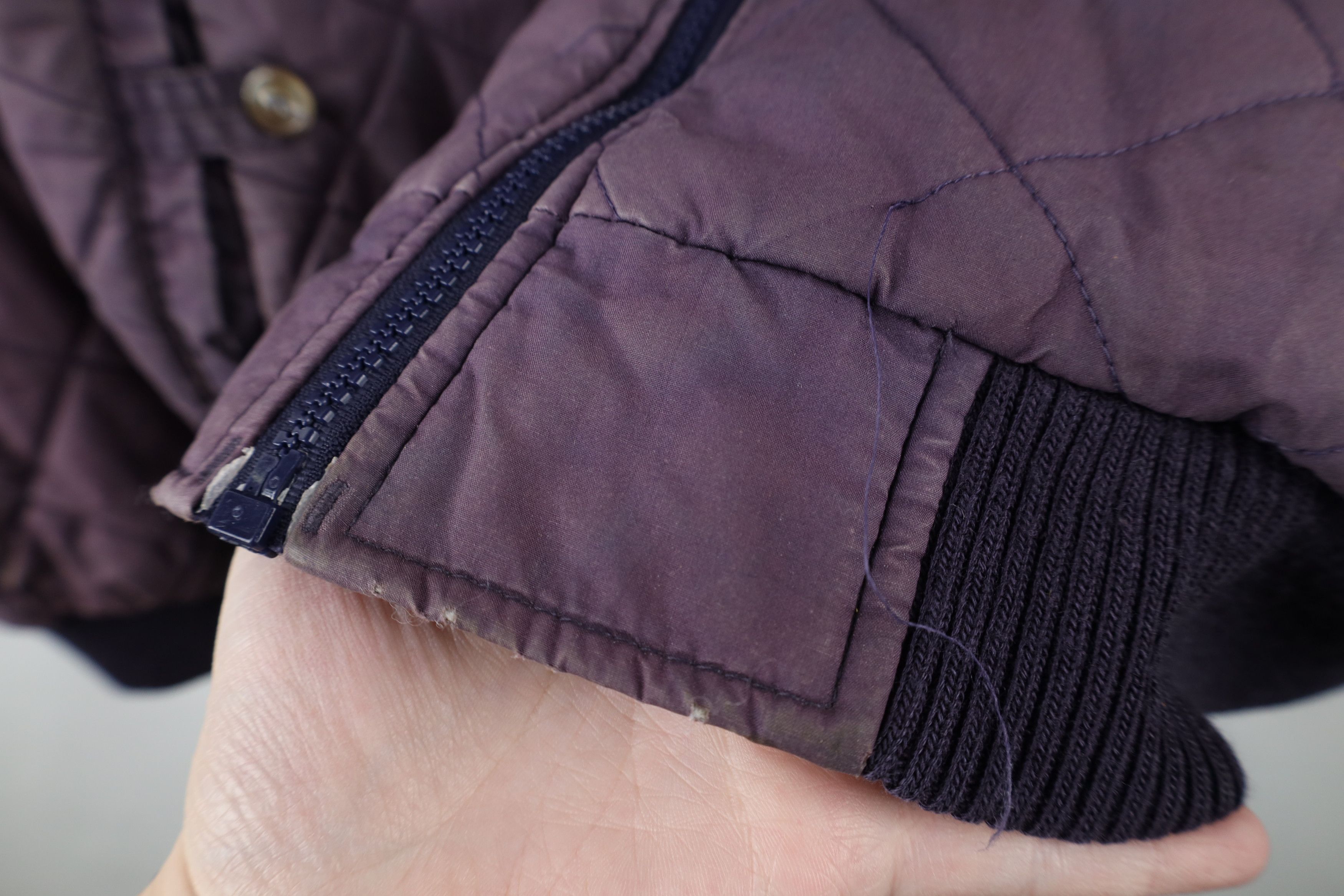 Columbia × Vintage Vintage 90s Columbia Spell Out Quilted Bomber Jacket Purple Size US L / EU 52-54 / 3 - 6 Thumbnail