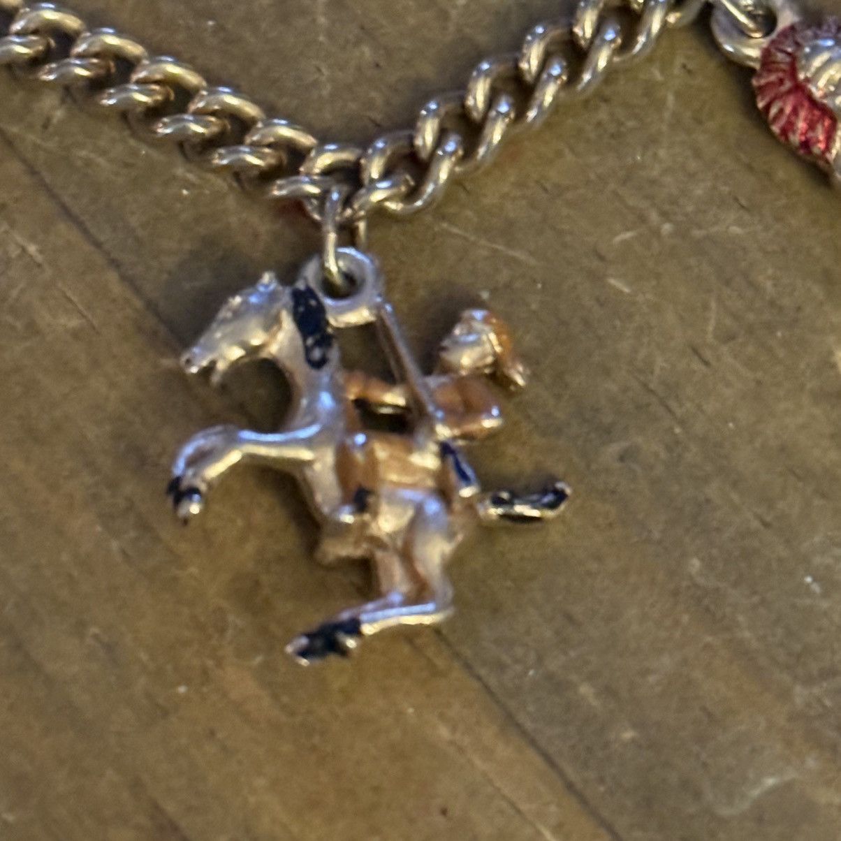 Vintage Vintage gold tone wild frontier charm bracelet Size ONE SIZE - 3 Thumbnail