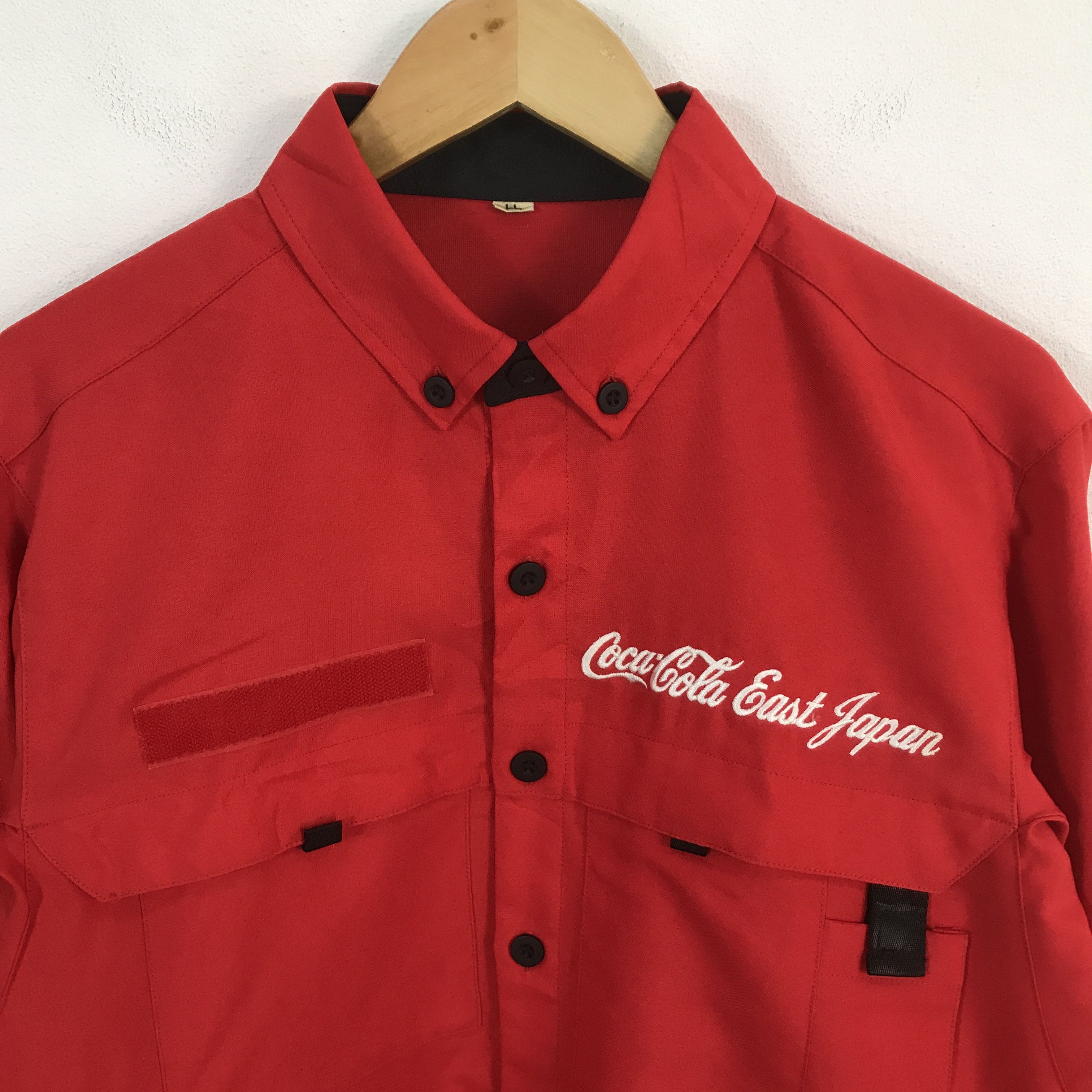 Coca Cola × Japanese Brand Vtg coca cola east japan button up tshirts Size US L / EU 52-54 / 3 - 3 Thumbnail