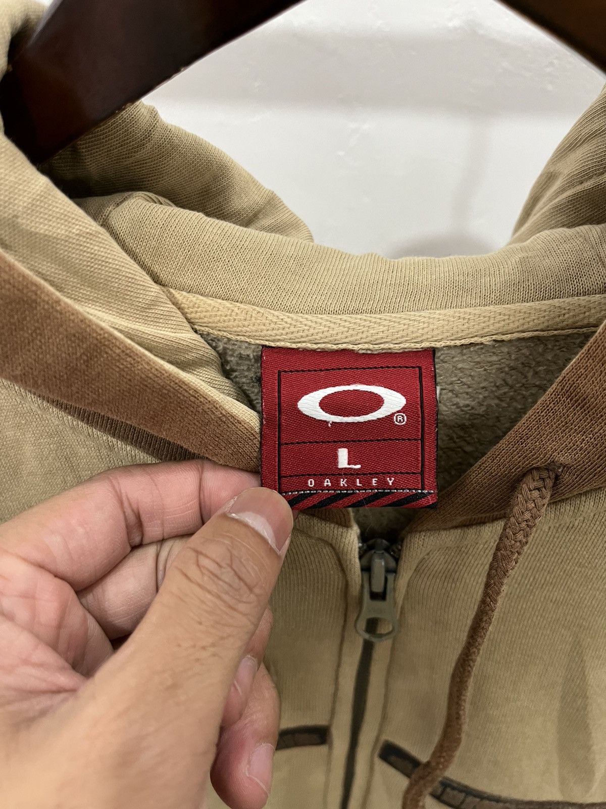 Oakley × Vintage VINTAGE OAKLEY DESTROYED HOODIE Size US L / EU 52-54 / 3 - 10 Thumbnail