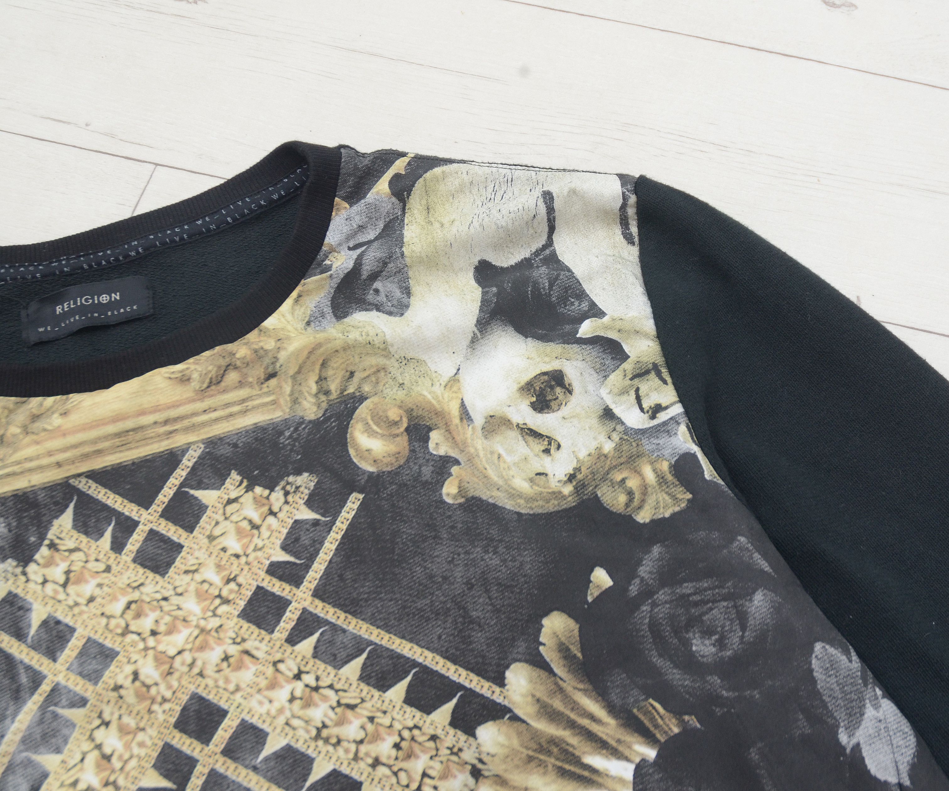 Japanese Brand Religion Sweatshirt Center Skull Skeleton Japanese Brand Size US M / EU 48-50 / 2 - 4 Thumbnail