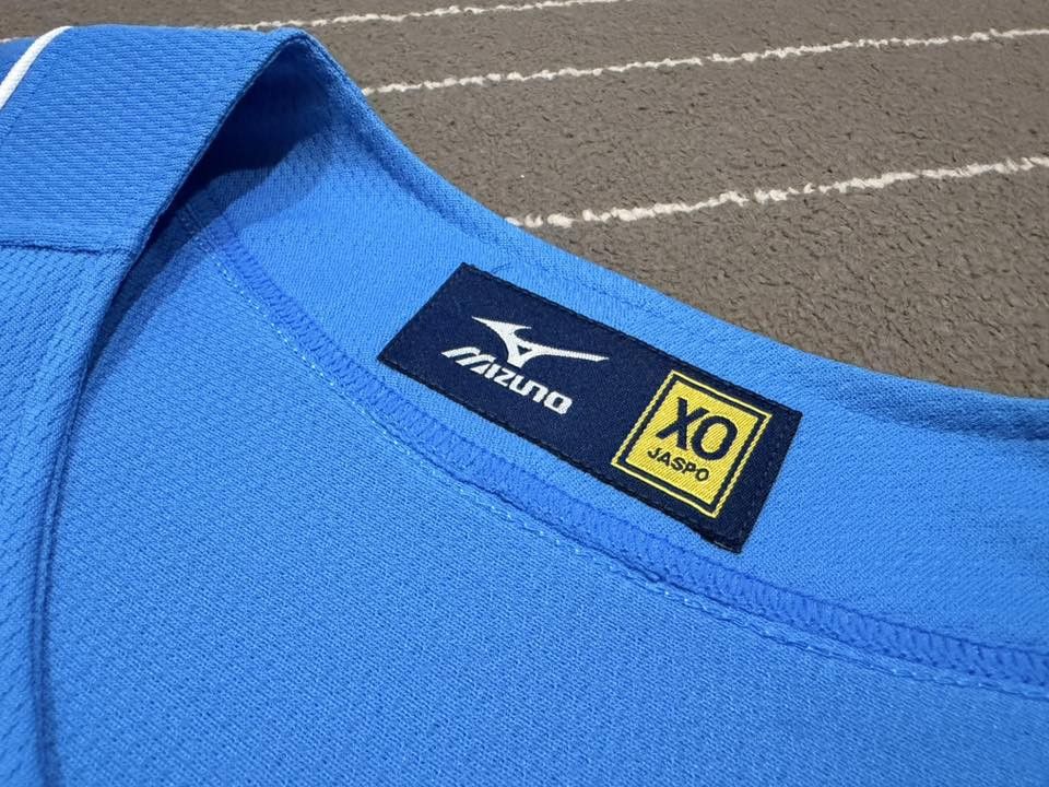 Mizuno MIZUNO X Nyokkies baseball jerseys L 2738 Size US L / EU 52-54 / 3 - 10 Thumbnail