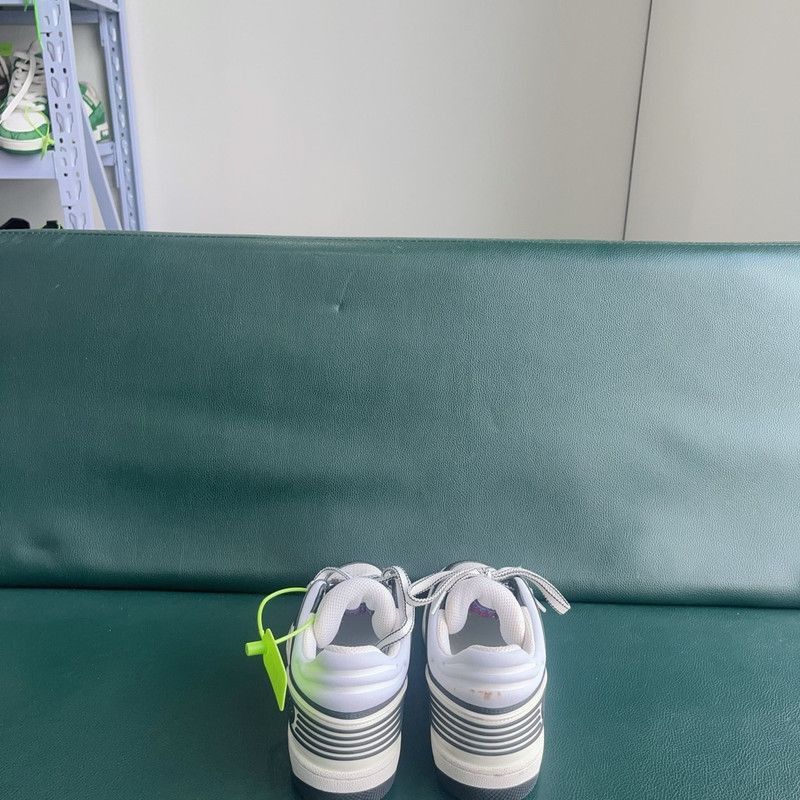 Gucci Gucci Leather Low-Top Casual Sneakers - Size US 5.5 / EU 38 - 3 Thumbnail