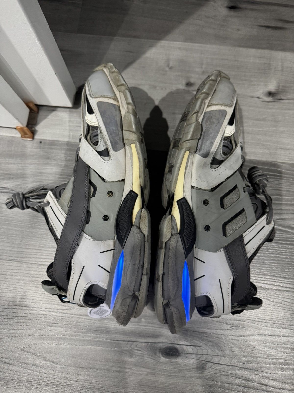 Balenciaga LED Balenciaga Tracks Size US 11 / EU 44 - 10 Thumbnail