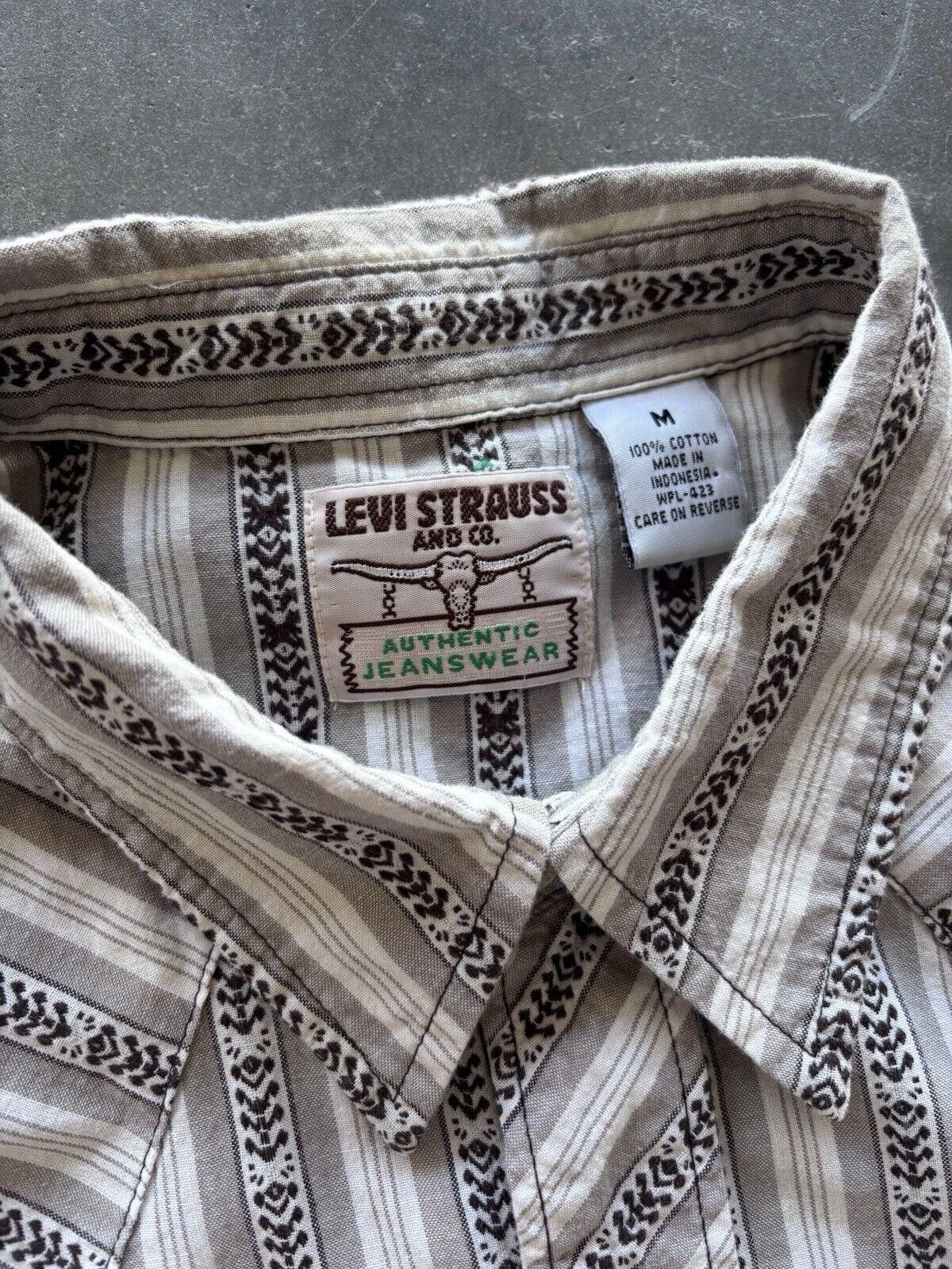 Levi's × Vintage Vintage Levi’s Sawtooth Pearl Snap Longsleeve Shirt Medium Size US M / EU 48-50 / 2 - 7 Thumbnail