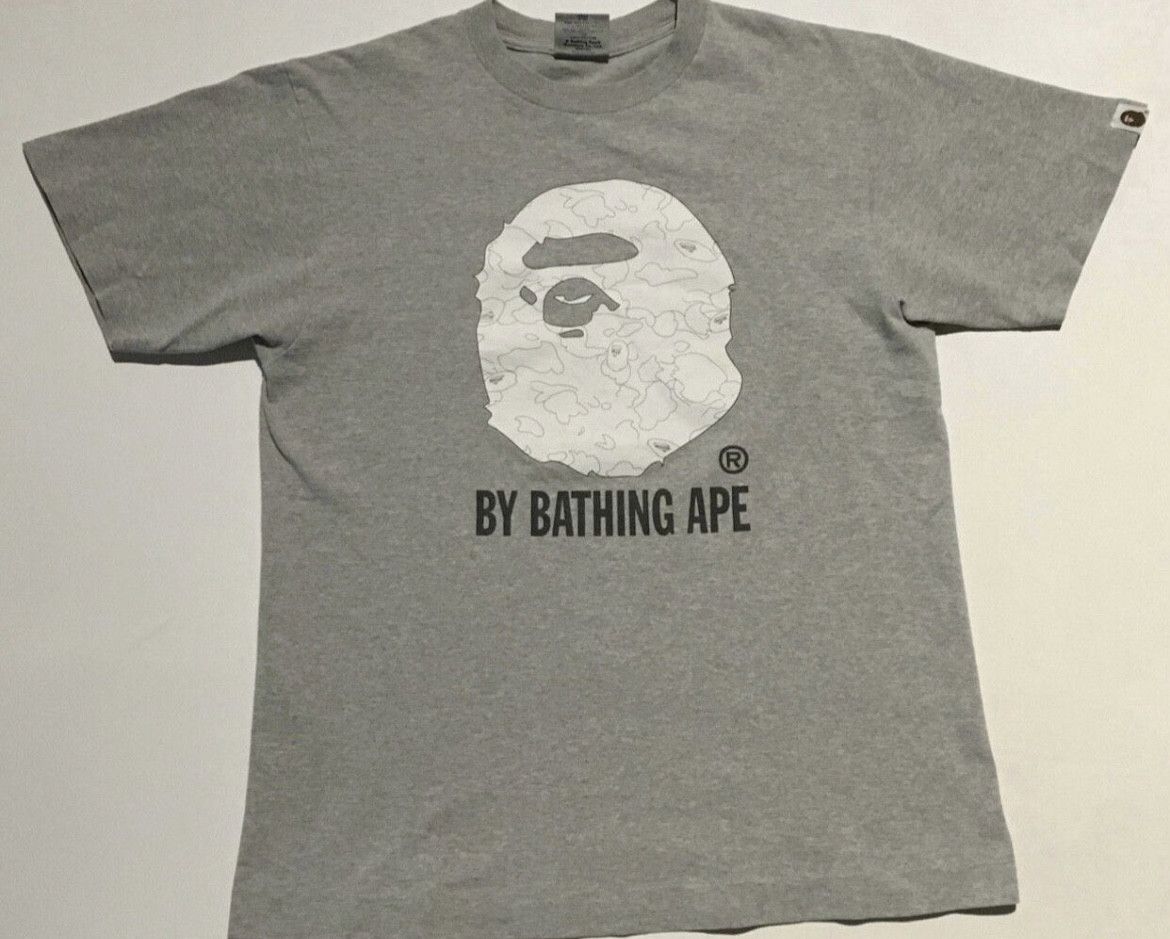Bape Bape Kaws camo logo tee shirt Size US M / EU 48-50 / 2 - 2 Thumbnail
