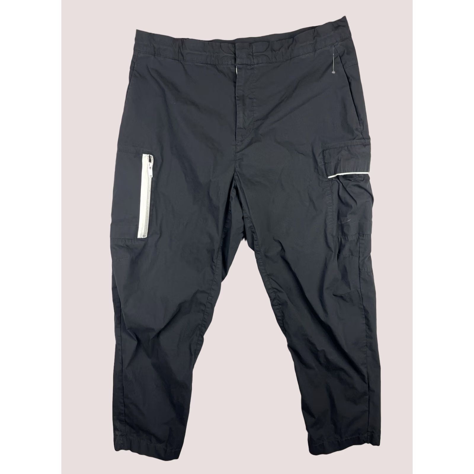 Nike Nike Pants Mens Large 38 Sportswear Black Essentials Woven Utility Cargo Pants Size US 38 / EU 54 - 1 Thumbnail