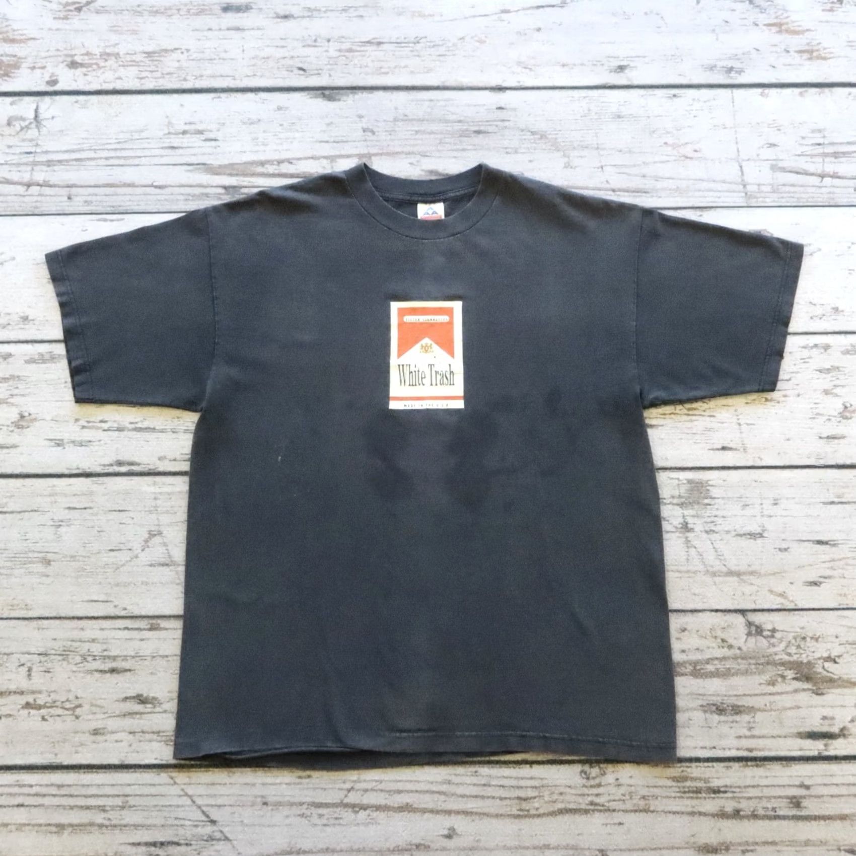 Vintage VINTAGE Marlboro Cigarettes Tee Shirt Men's XL Black White Trash Made in USA Marlboro Cigarettes Tee tshirt XL Black Massa Trash? Size US XL / EU 56 / 4 - 2 Thumbnail