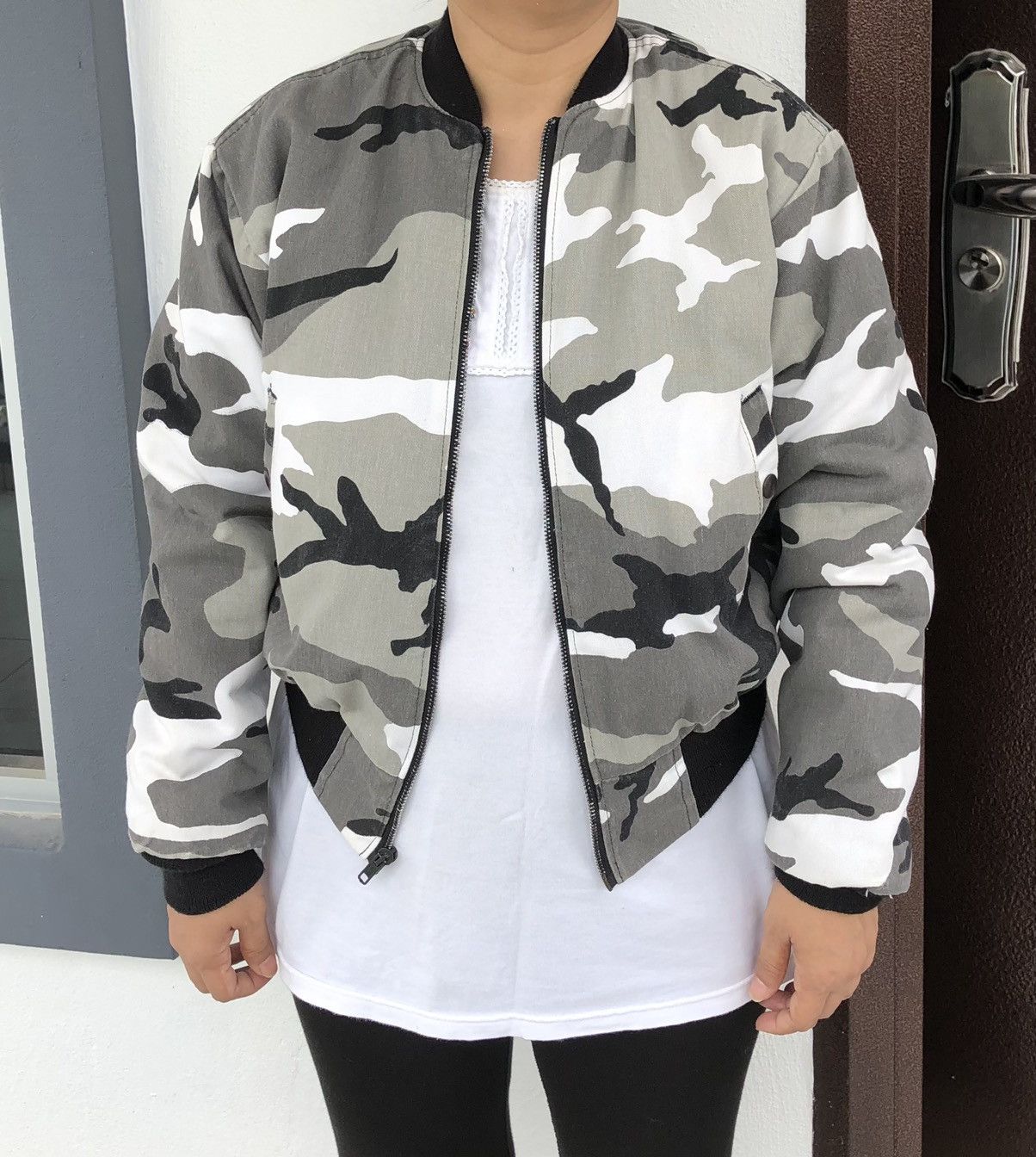 Alpha Industries Vintage Camo MA-1 Flyer’s Intermediate Bomber Jacket USA 🇺🇸 Size M / US 6-8 / IT 42-44 - 16 Thumbnail