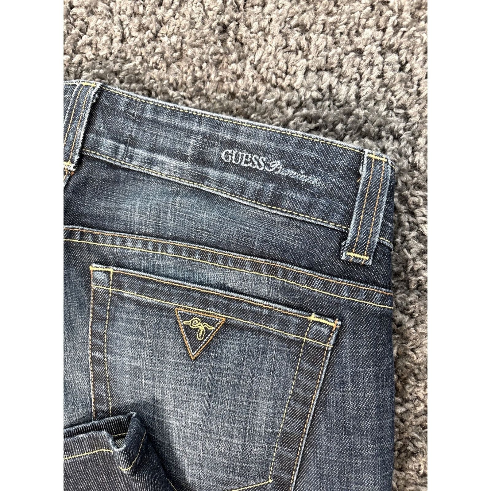 Guess VINTAGE GUESS Jeans Mens 30x32 Denim Button Fly 90s Blue Wash Straight 5-Pocket Mens Size US 30 / EU 46 - 8 Thumbnail