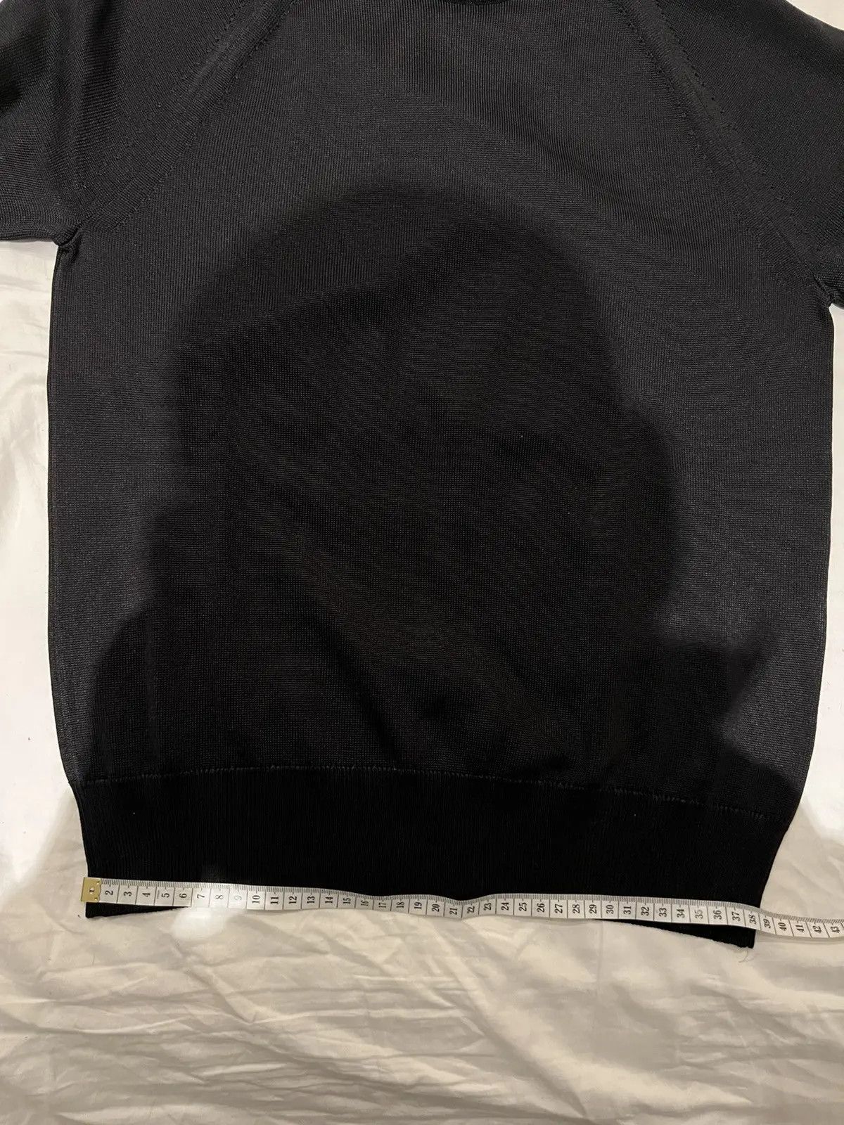 Tom Ford CC000020 Silk Knitwear & Sweatshirt in Black Size US M / EU 48-50 / 2 - 11 Thumbnail