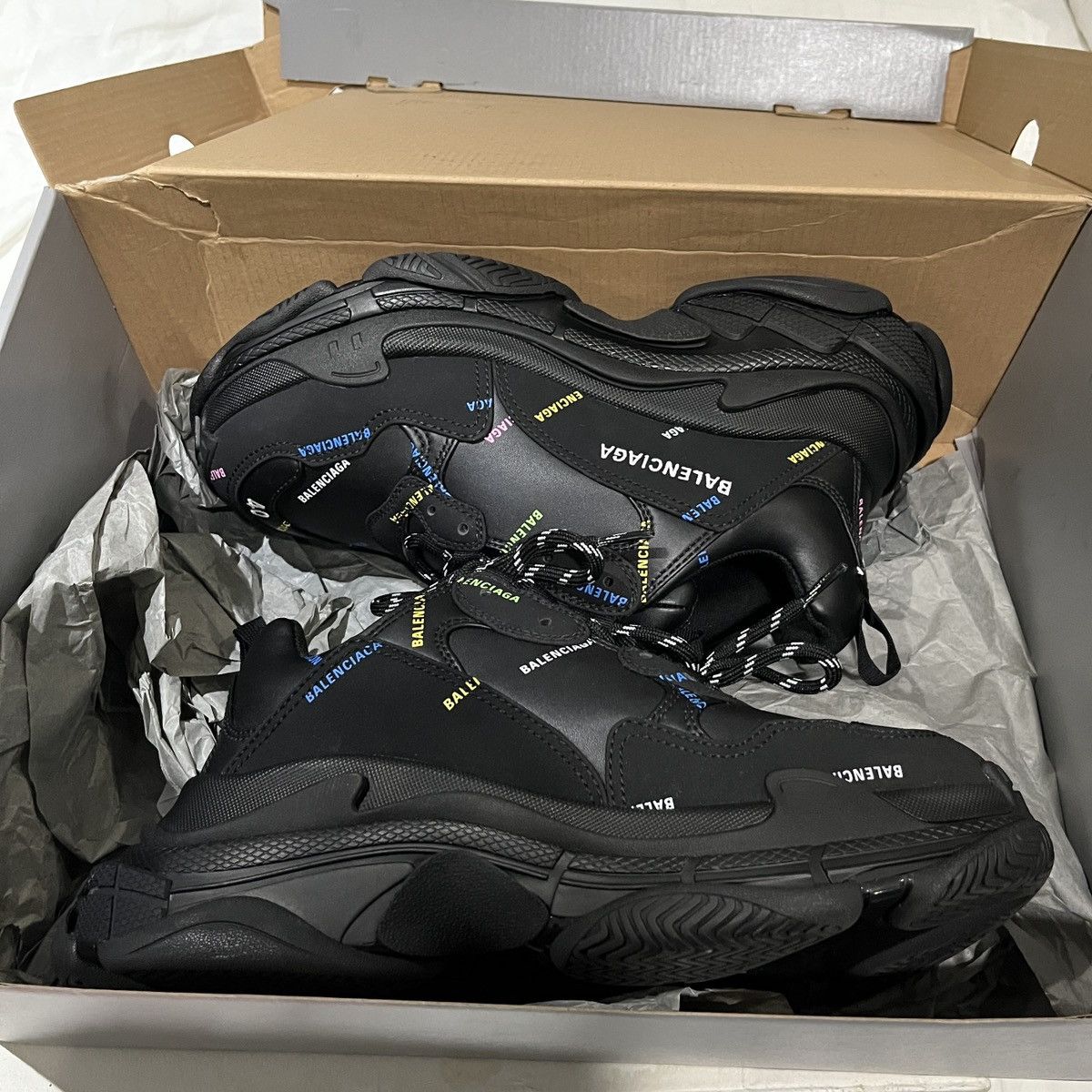 Balenciaga Balenciaga Triple S All Over Print Size US 7 / EU 40 - 1 Thumbnail