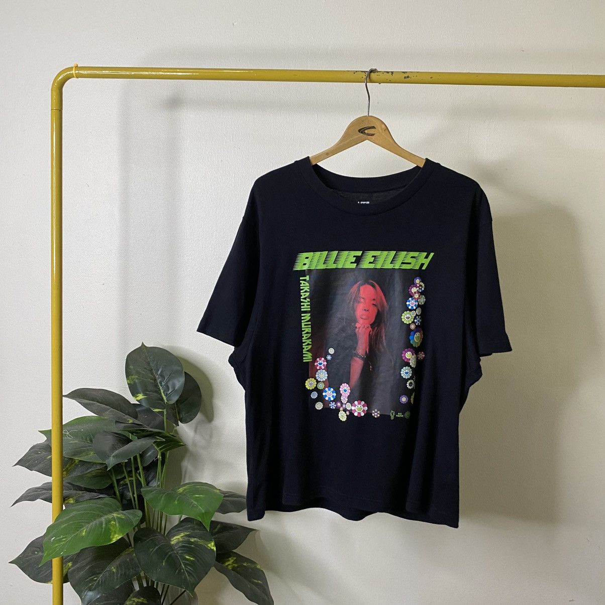Takashi Murakami Takashi Murakami x Billie Eilish For Uniqlo Collaboration T Size US XL / EU 56 / 4 - 1 Thumbnail