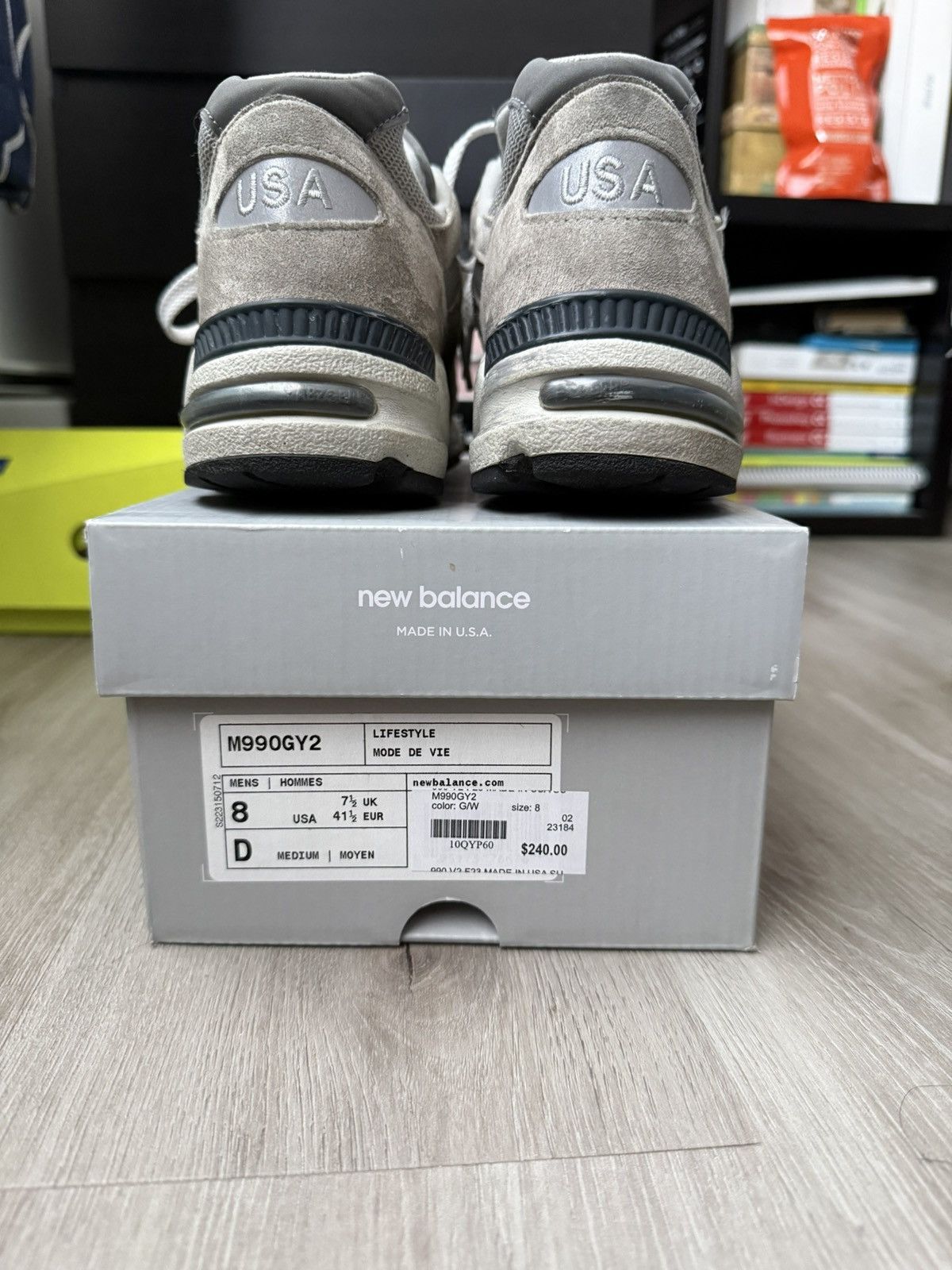 New Balance NEW BALANCE 990V2 Size US 8 / EU 41 - 6 Thumbnail