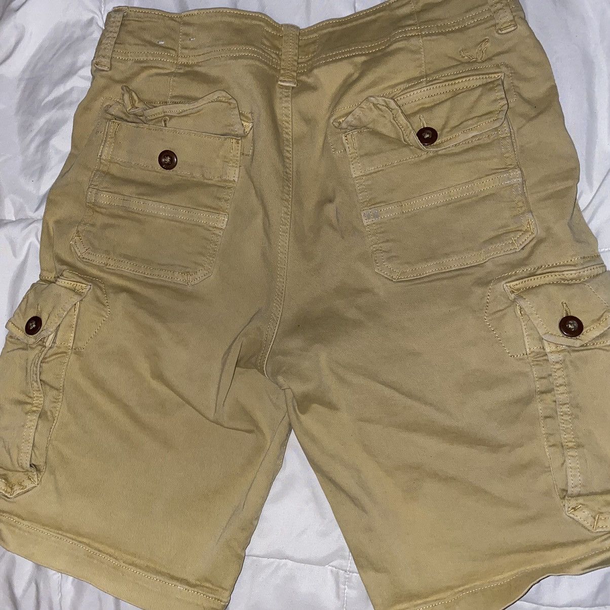 American Eagle Outfitters Cargo shorts Size US 32 / EU 48 - 2 Thumbnail