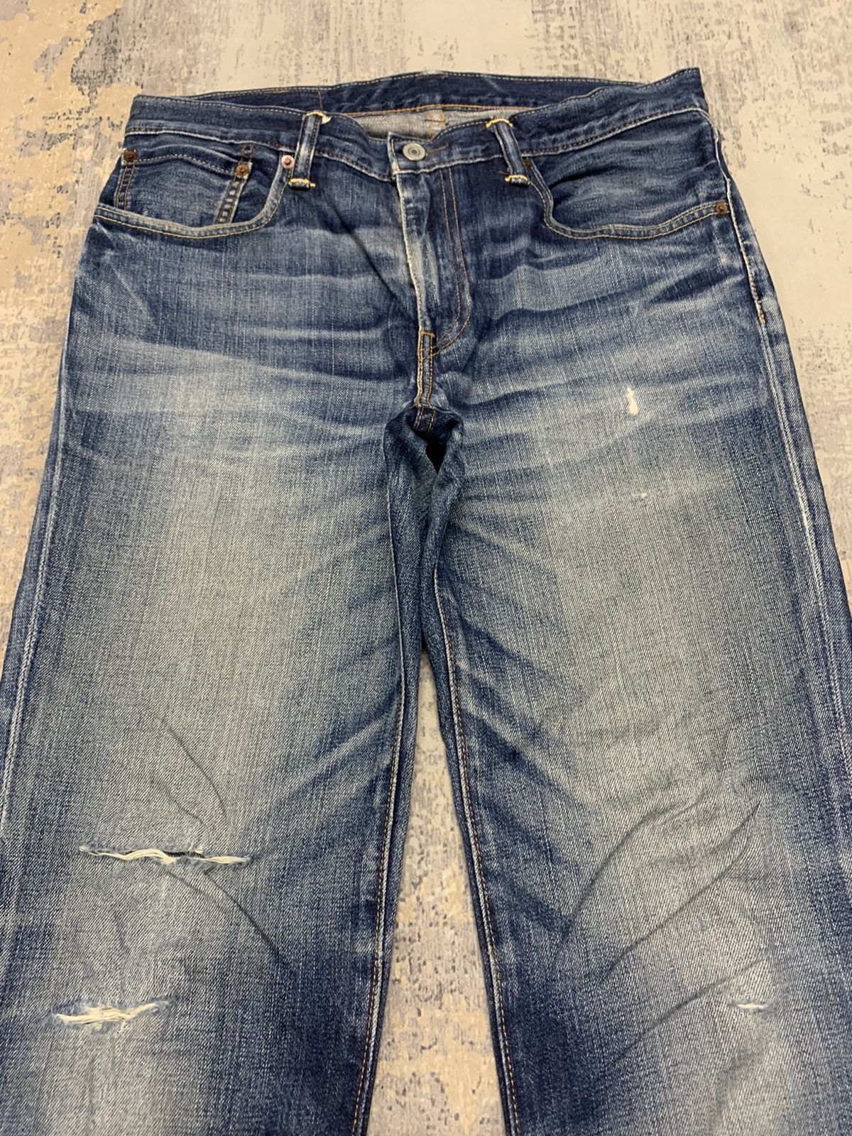 Levi's Vintage Levi's 502 Faded Blue Distressed Jeans 33x28.5 Size US 33 - 5 Thumbnail