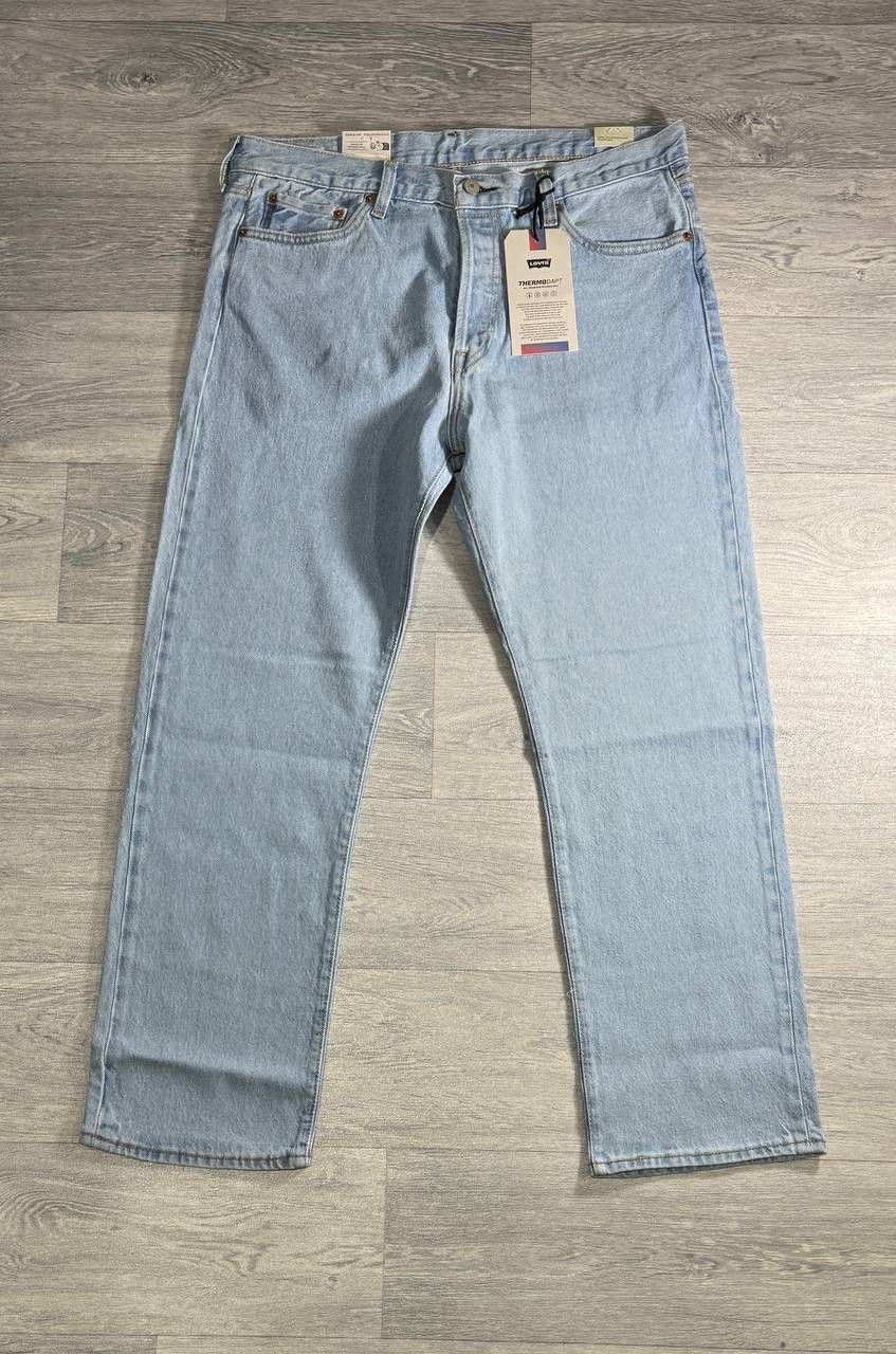 Levi's Levi’s 501 Thermodapt Jeans in Light Blue W34 L30 Size US 34 / EU 50 - 2 Thumbnail