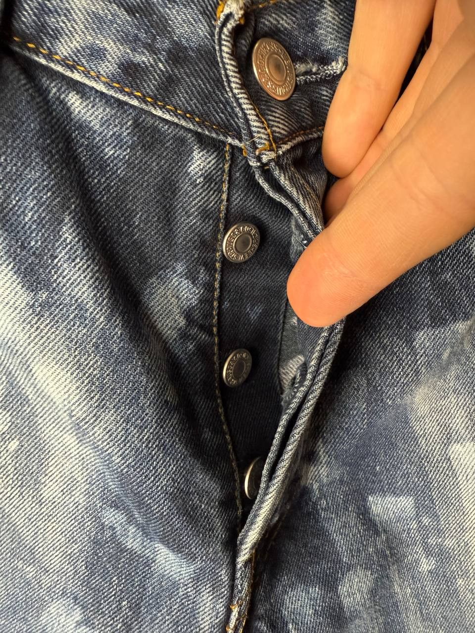 Levi's Levis denim distressed printed jeans size 30x32 Size US 30 / EU 46 - 6 Thumbnail