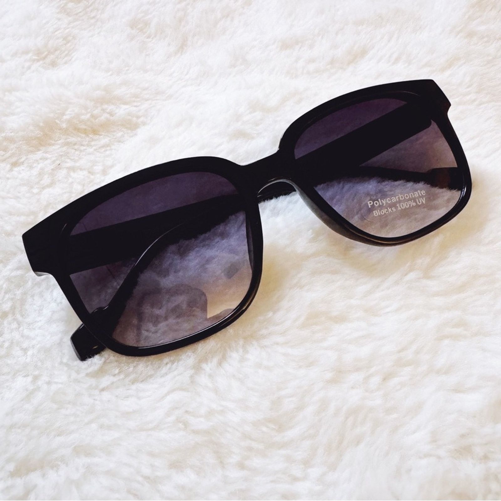 Other Octavia Black Oversized Chic Sunglasses Size ONE SIZE - 4 Thumbnail