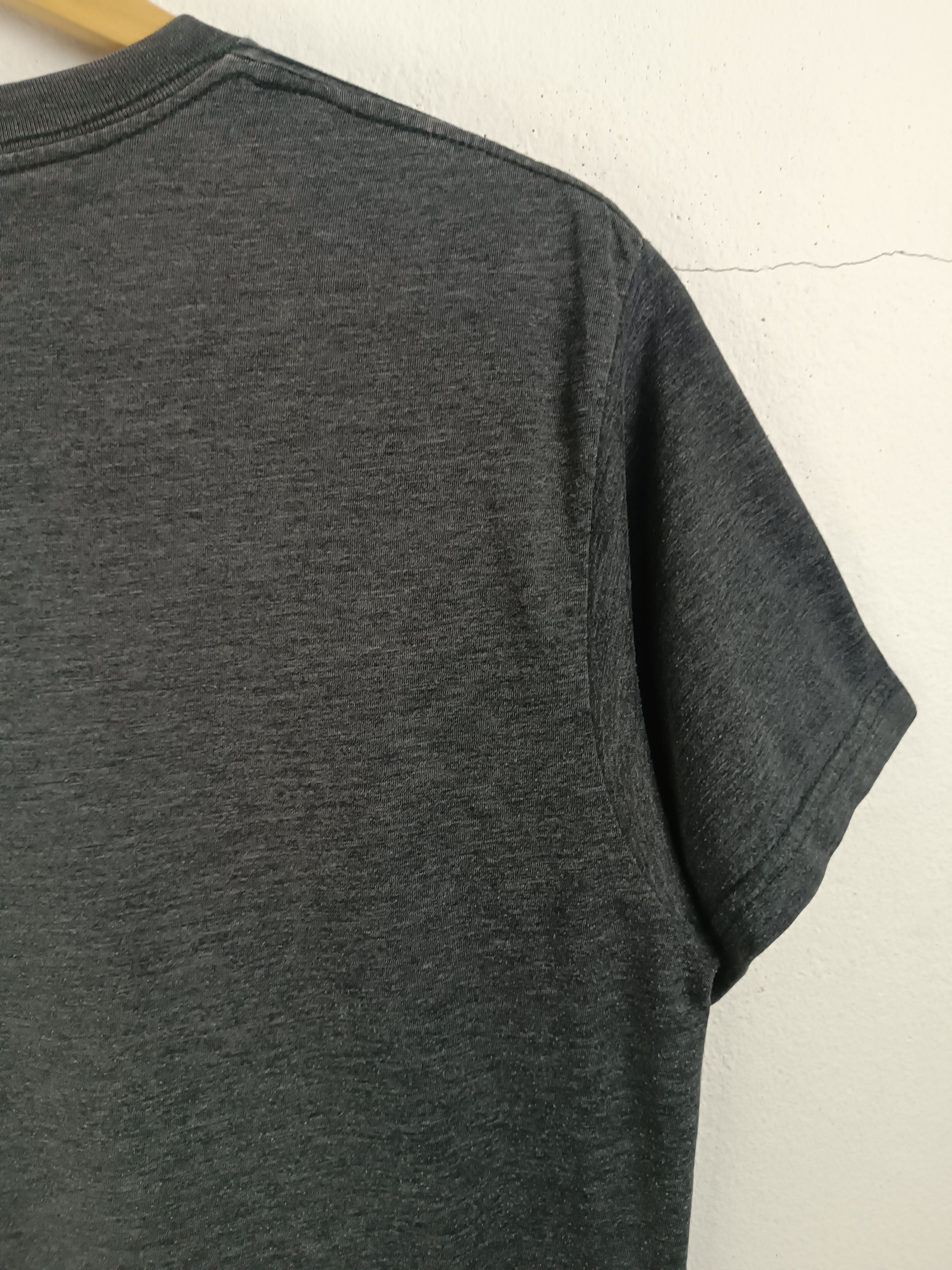 Band Tees VINTAGE 2008 FOO FIGHTERS TEE nirvana grunge y2k pearl jam Size US M / EU 48-50 / 2 - 12 Thumbnail