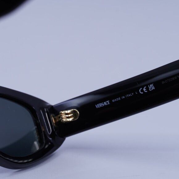 Versace Versace VE4487 GB1/87 Sunglasses Black Rectangle Frame Size ONE SIZE - 9 Thumbnail