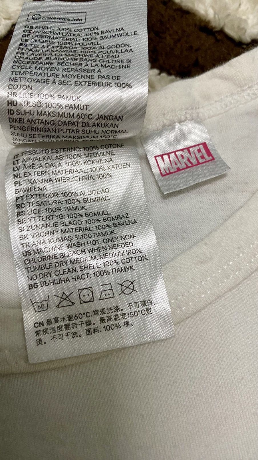 H&M RARE H&M x Marvel Size US L / EU 52-54 / 3 - 5 Thumbnail