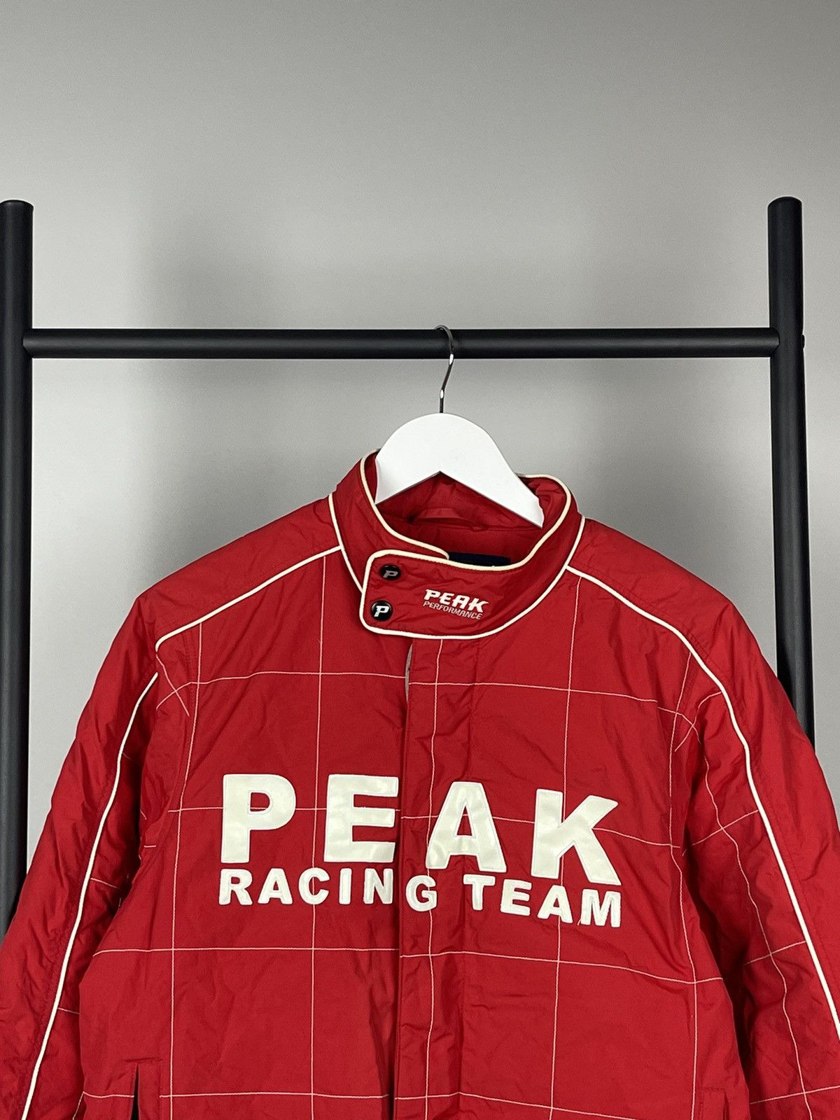 Peak performance squad jacket hotsell