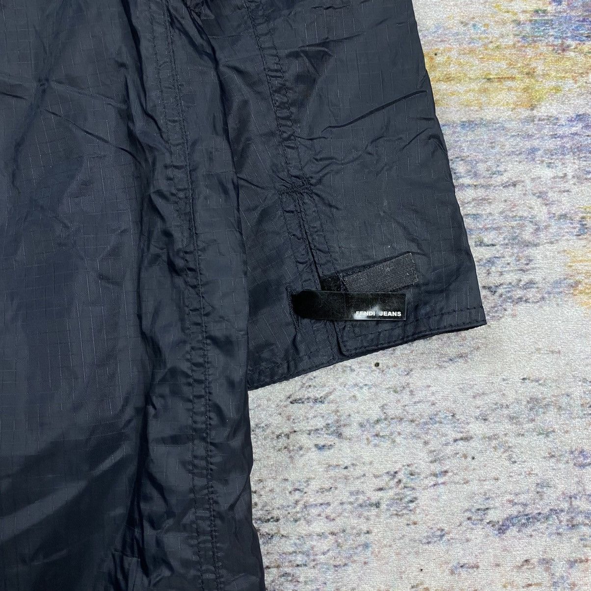 Fendi fendi jeans nylon coat Size US M / EU 48-50 / 2 - 8 Thumbnail