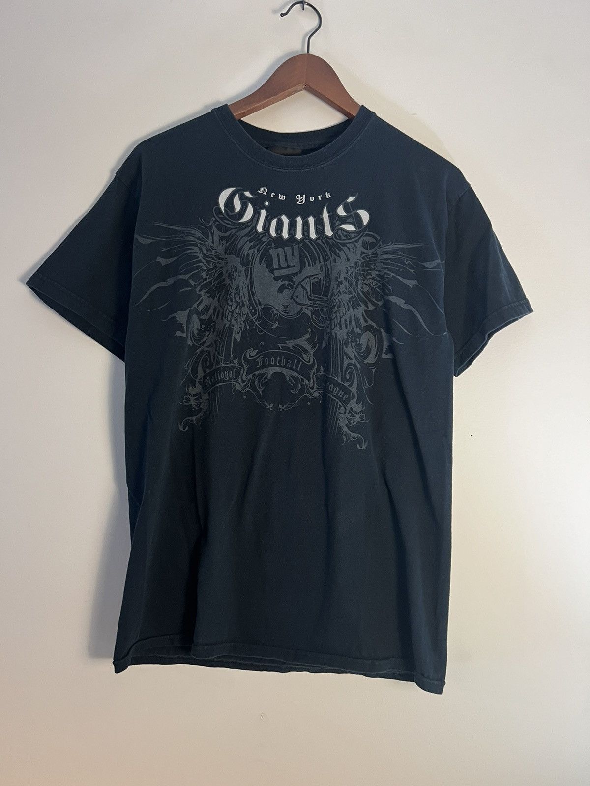 NFL × Tapout 00S 🏈New York Giants🏈 vintage shirt Size US L / EU 52-54 / 3 - 1 Thumbnail
